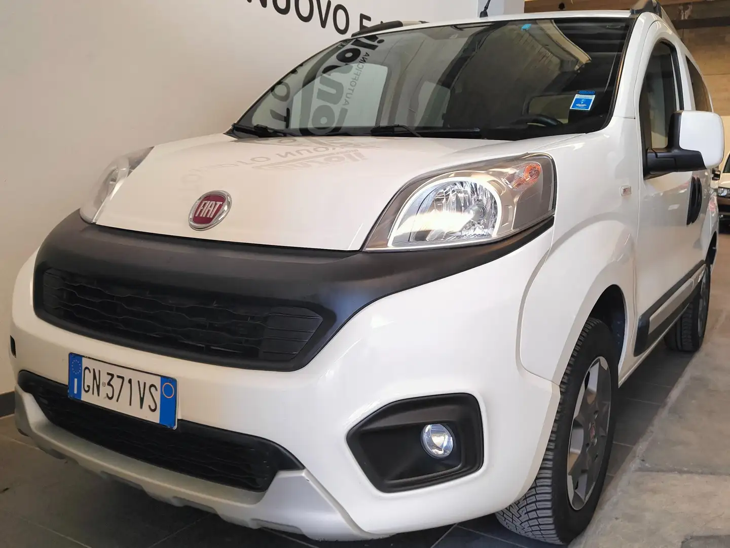 Fiat Qubo Qubo 2008 1.3 mjt 16v Trekking 95cv E6 Weiß - 2