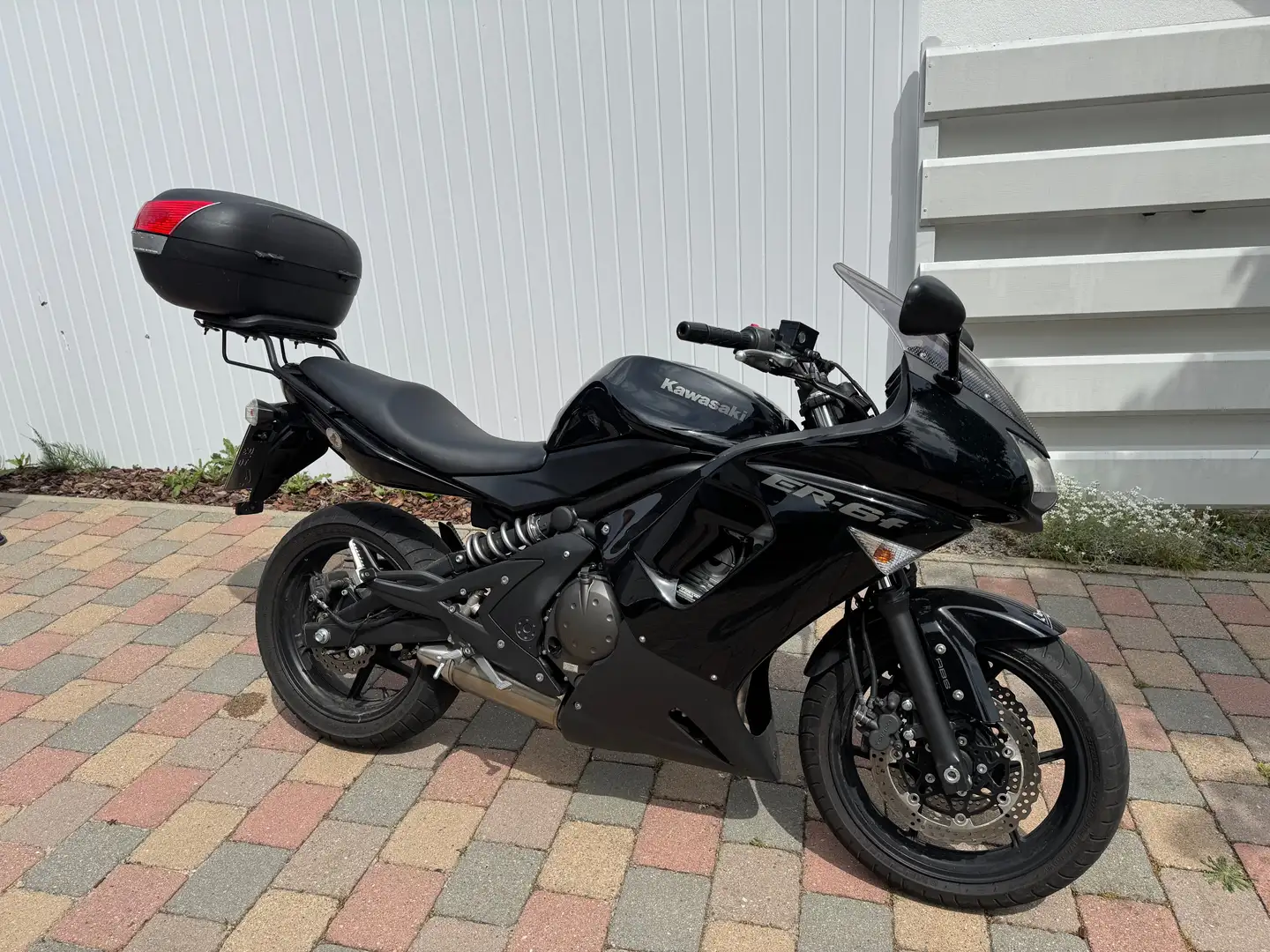 Kawasaki ER - 6 F Schwarz - 1