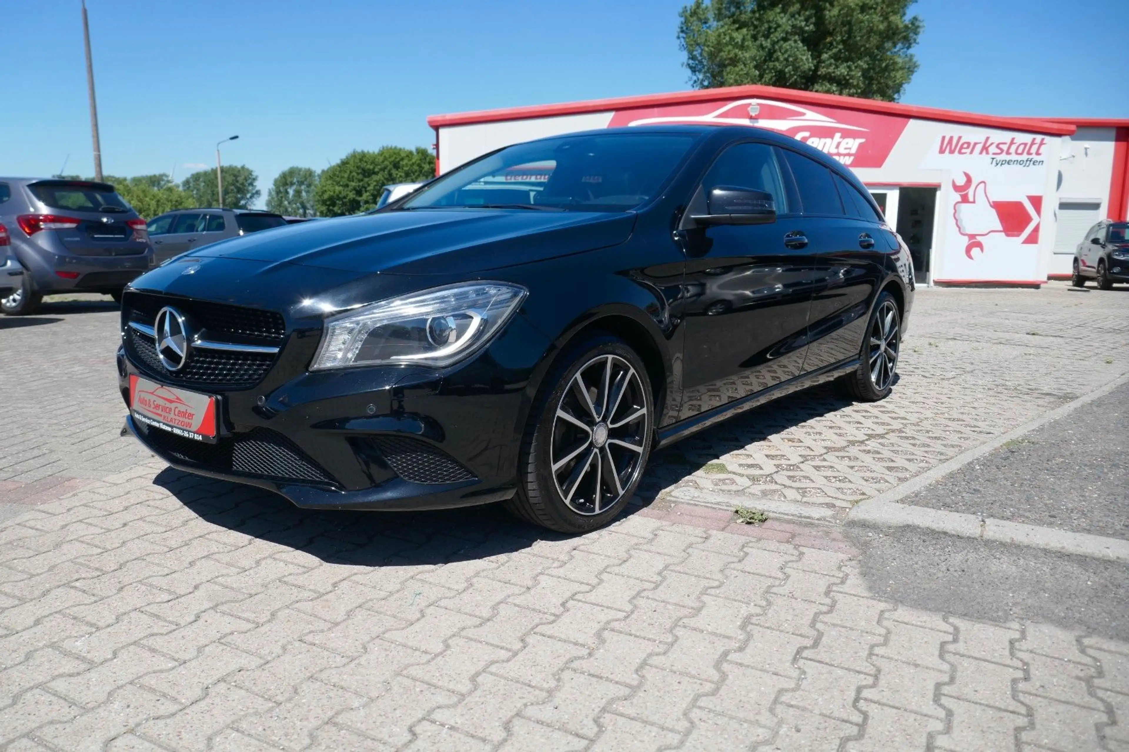 Mercedes-Benz CLA 220 CLA 220 d 4MATIC DCT Shooting Brake BI-XENON