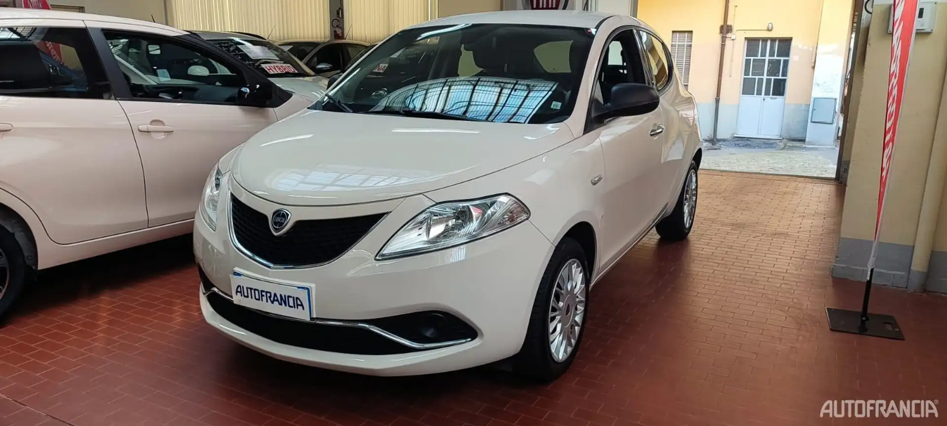 Lancia Ypsilon YPSILON - 1.2 SILVER 69CV Bronzo - 1