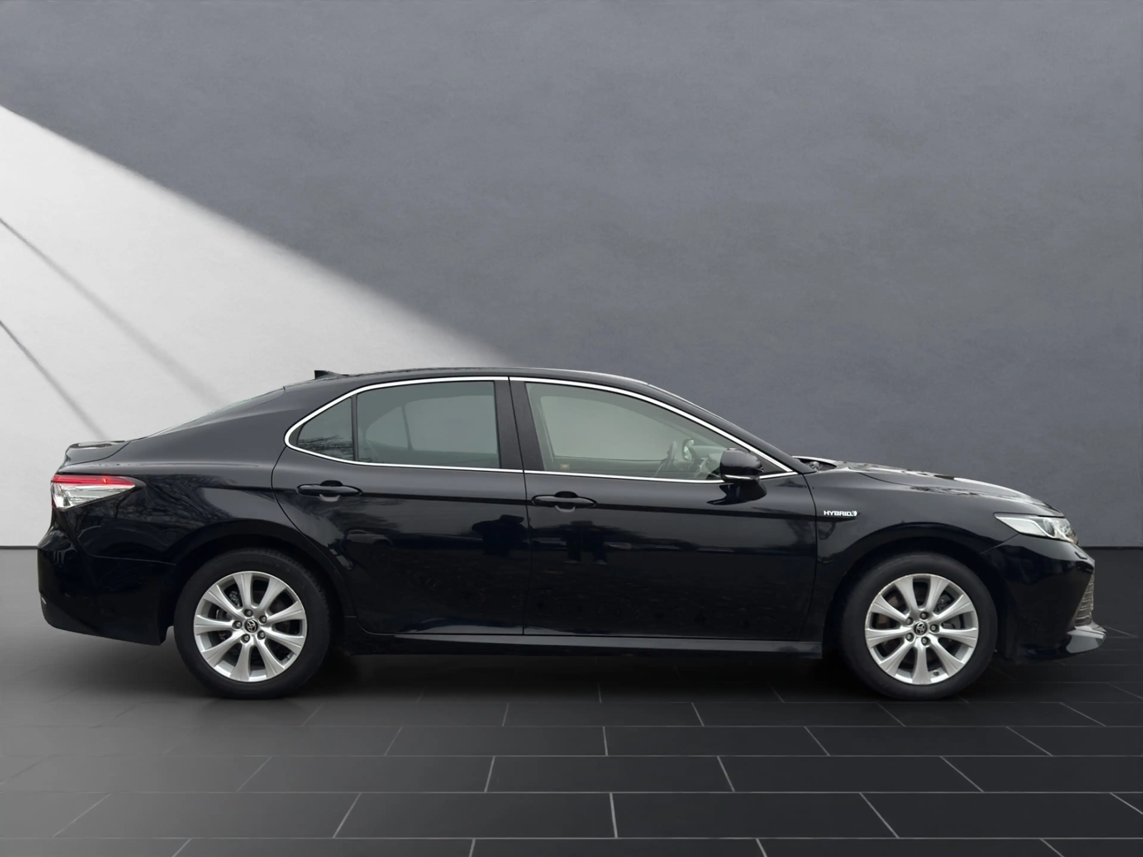 Toyota Camry HYBRID*NAVI*15 JAHRE GARANTIE — photo 6
