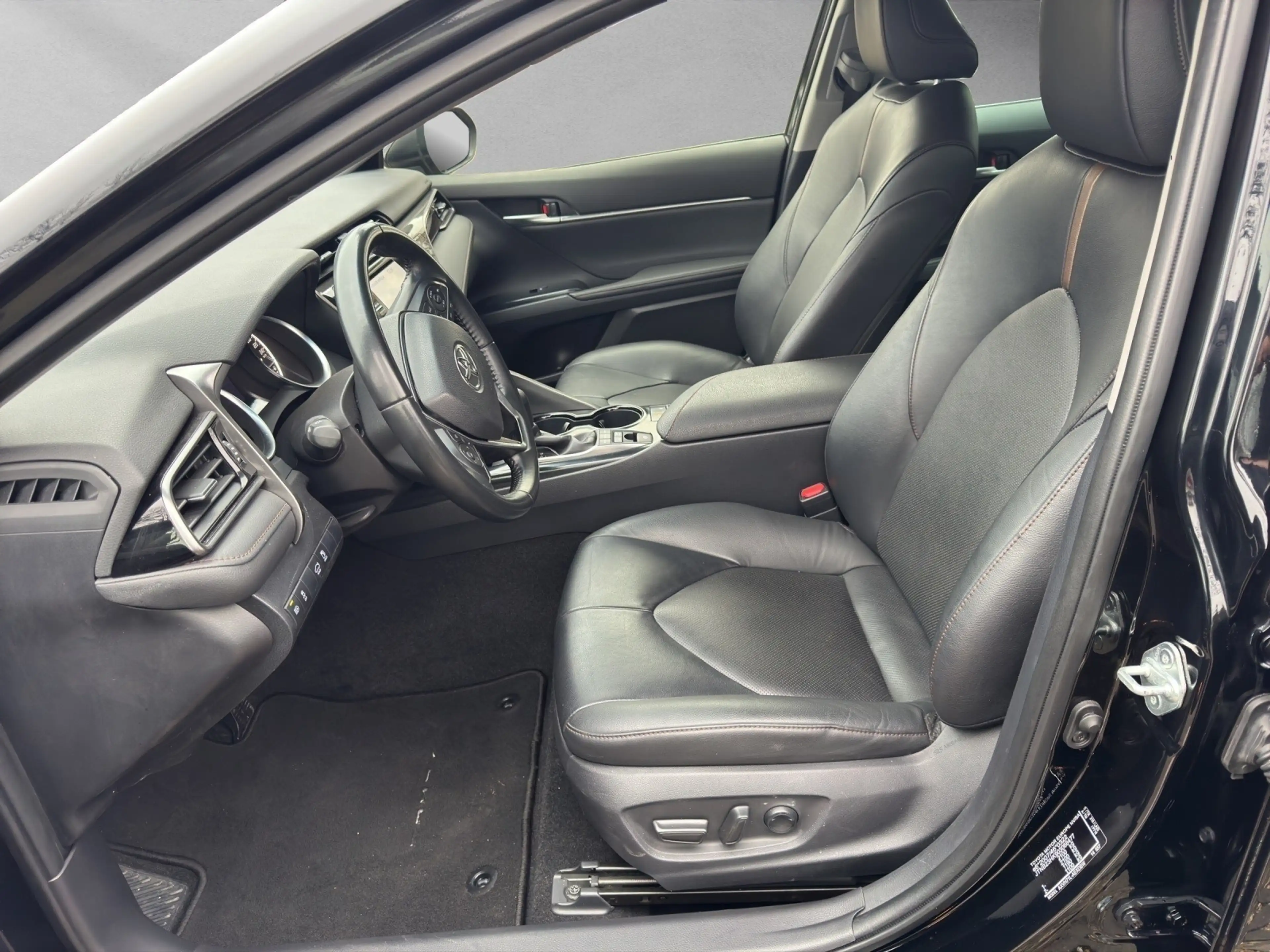 Toyota Camry HYBRID*NAVI*15 JAHRE GARANTIE — photo 9