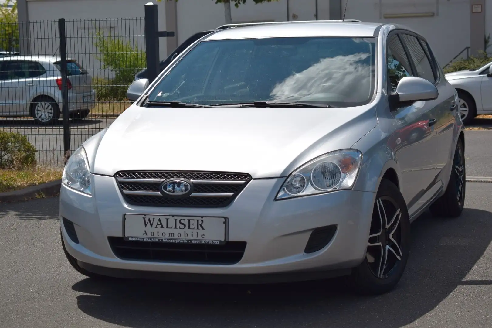 Kia Ceed / cee'd Ceed LX *Klima*5-türig* Argent - 1