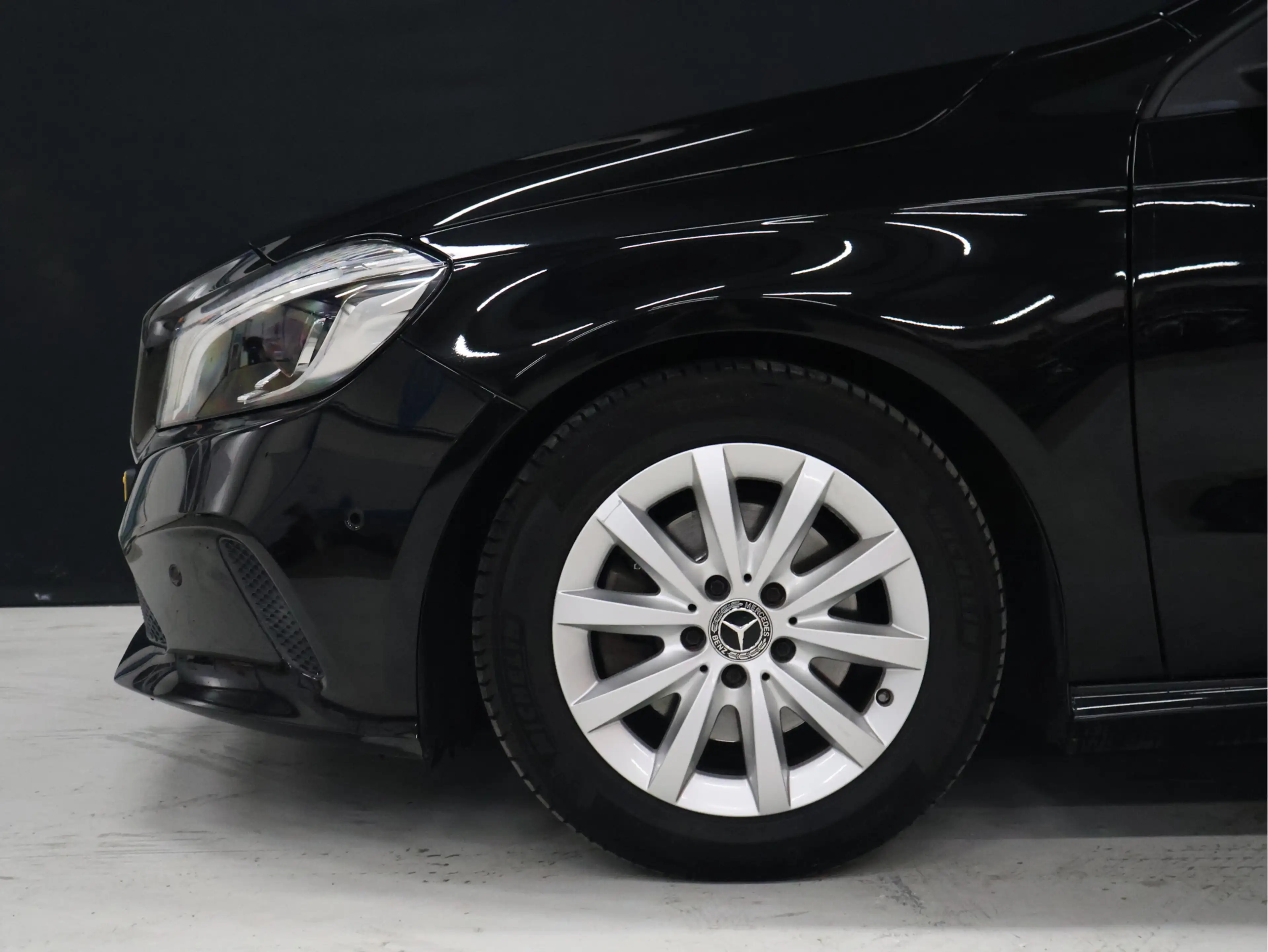 Mercedes-Benz A 180 BlueEFFICIENCY Business [CRUISECONTROL, STOELVERWA — photo 2