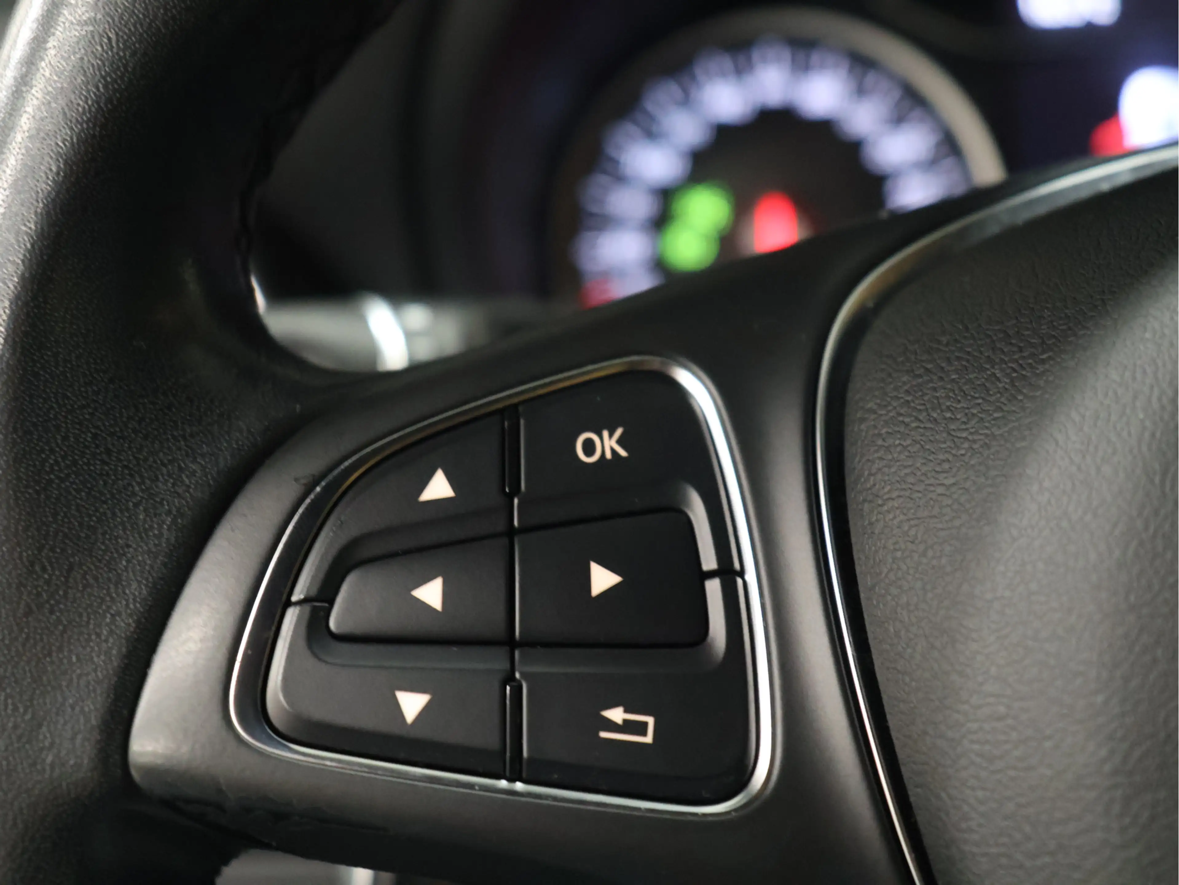 Mercedes-Benz A 180 BlueEFFICIENCY Business [CRUISECONTROL, STOELVERWA — photo 15