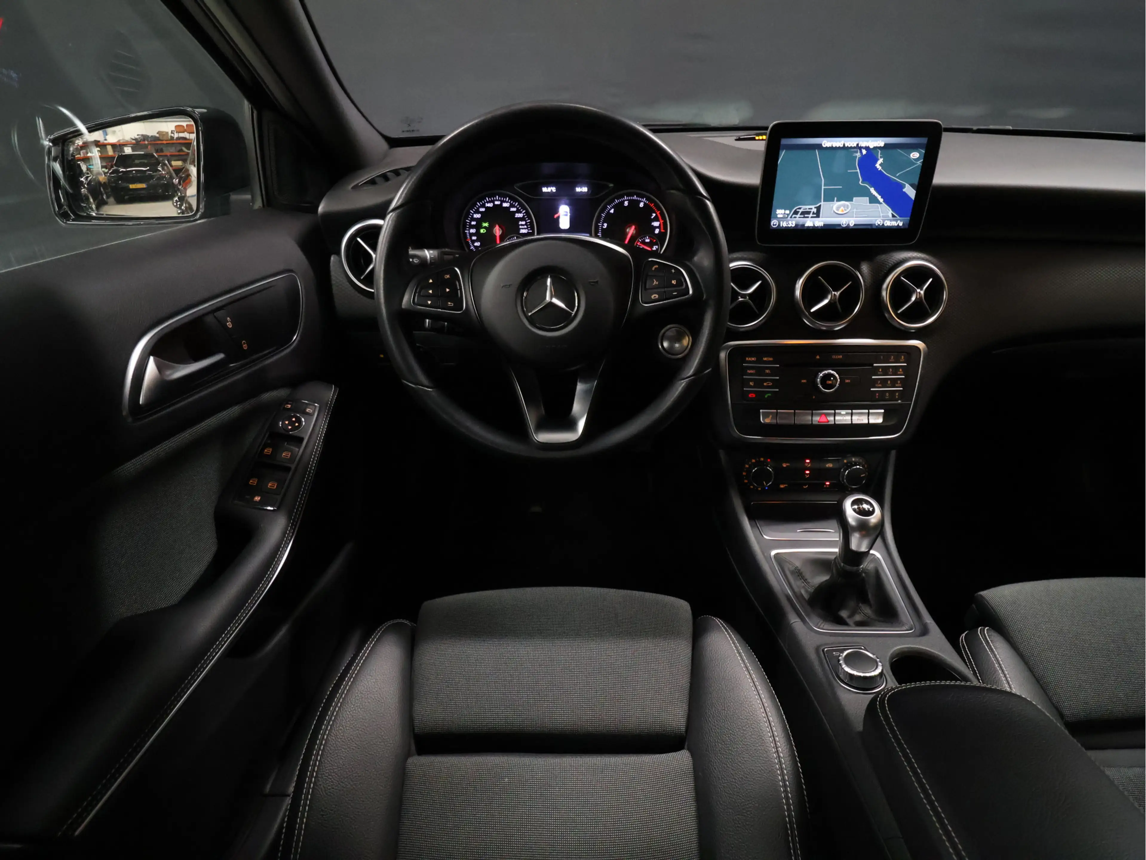 Mercedes-Benz A 180 BlueEFFICIENCY Business [CRUISECONTROL, STOELVERWA — photo 14