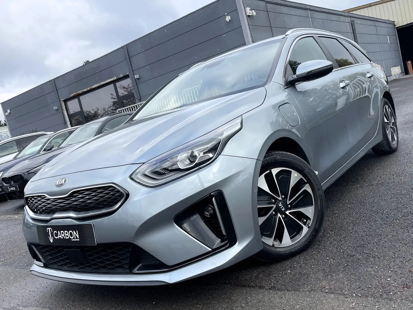 Kia Ceed SW / cee'd SW PHEV 1.6 GDi GLS Line DCT 1er PROPRIO/CAMERA/LED Zilver - 2