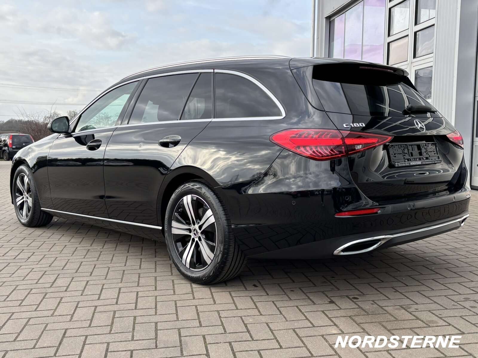 Mercedes-Benz C 180