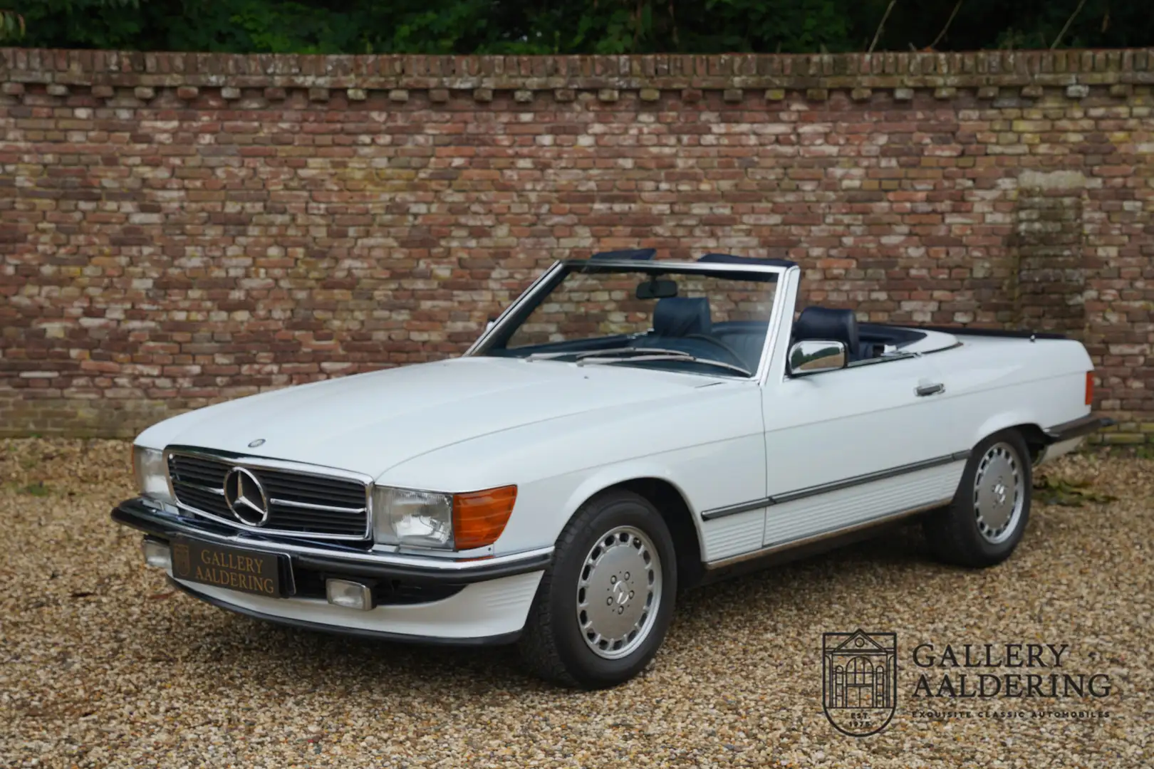 Mercedes-Benz SL 500 ,European car, only 95000 km, 4 seater, Factory AC Wit - 1