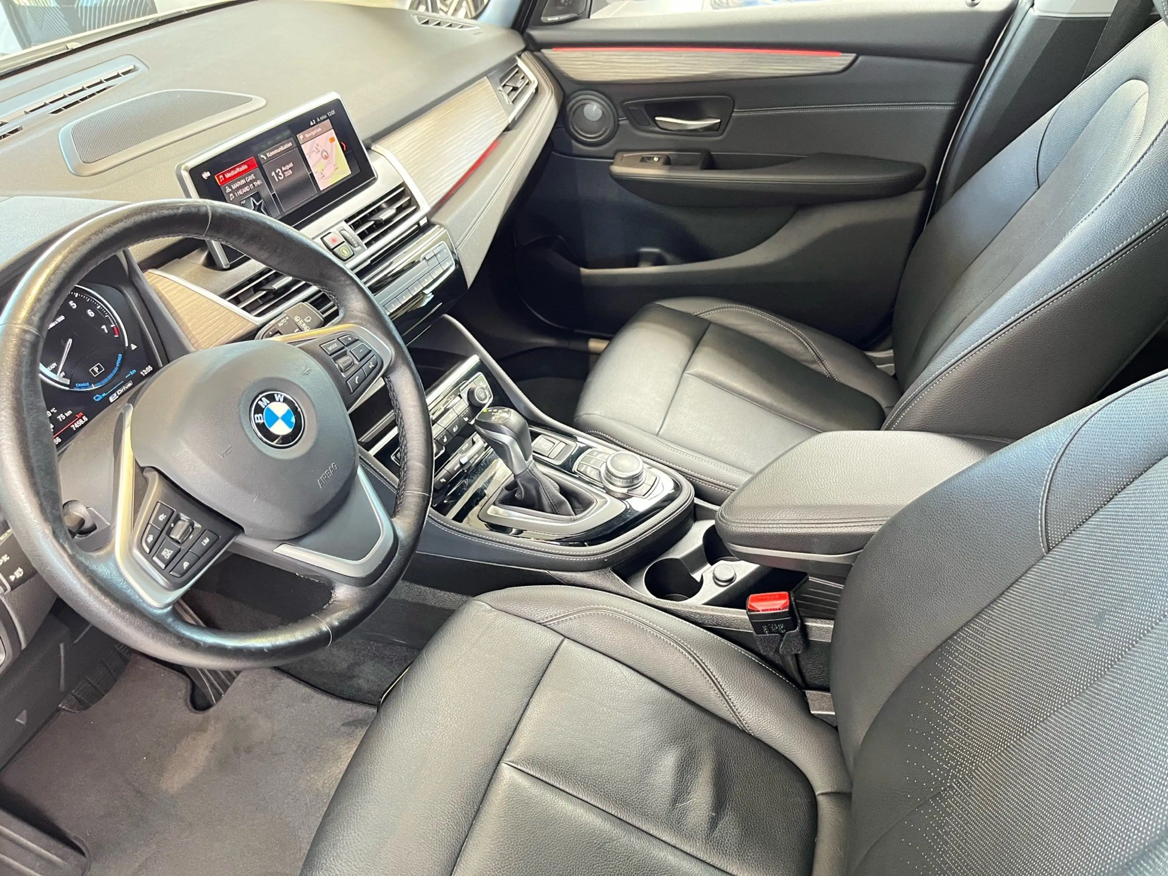 BMW 225 xe IPERFORMANCE A Luxury Line — photo 13