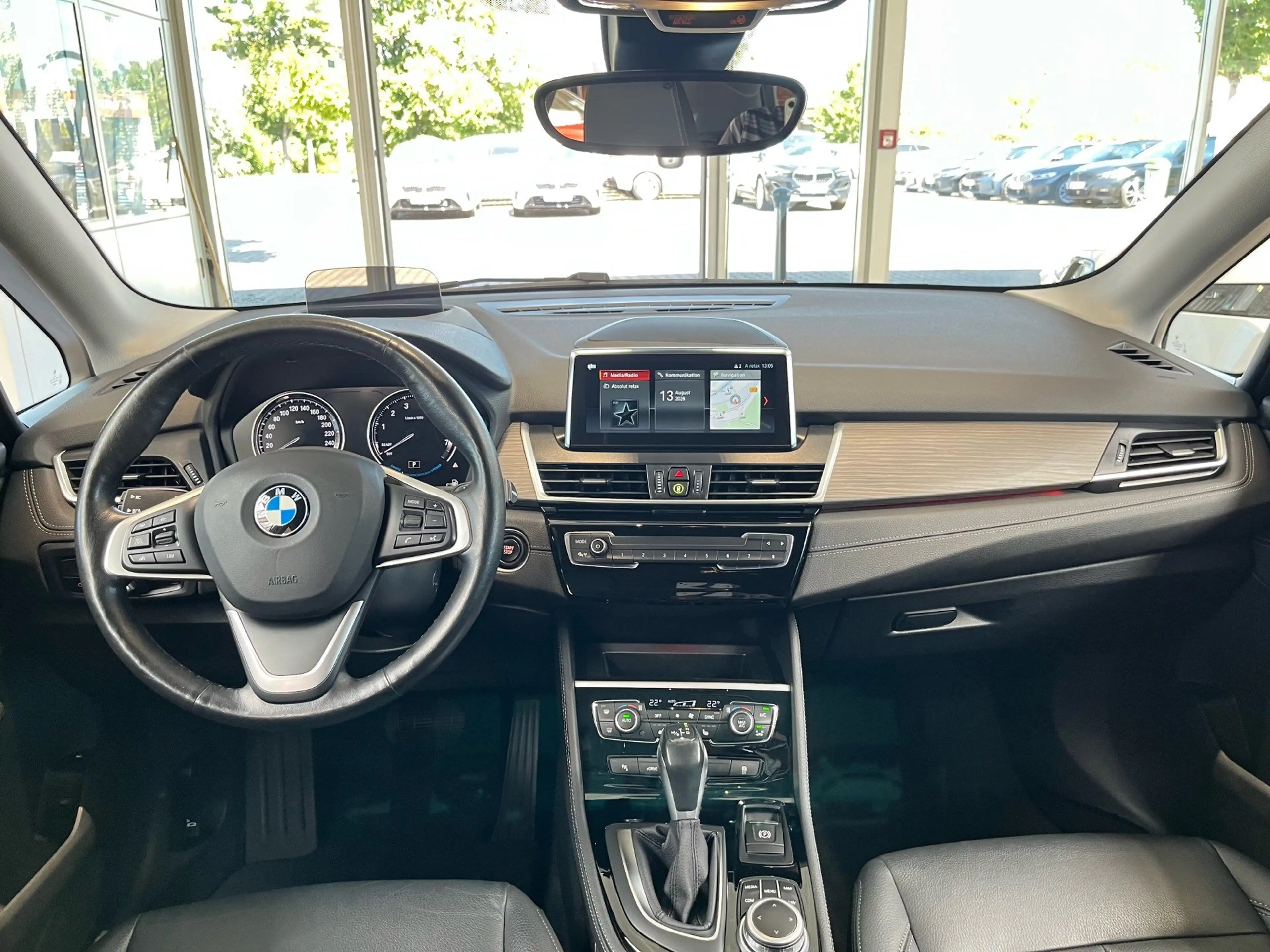 BMW 225 xe IPERFORMANCE A Luxury Line — photo 11