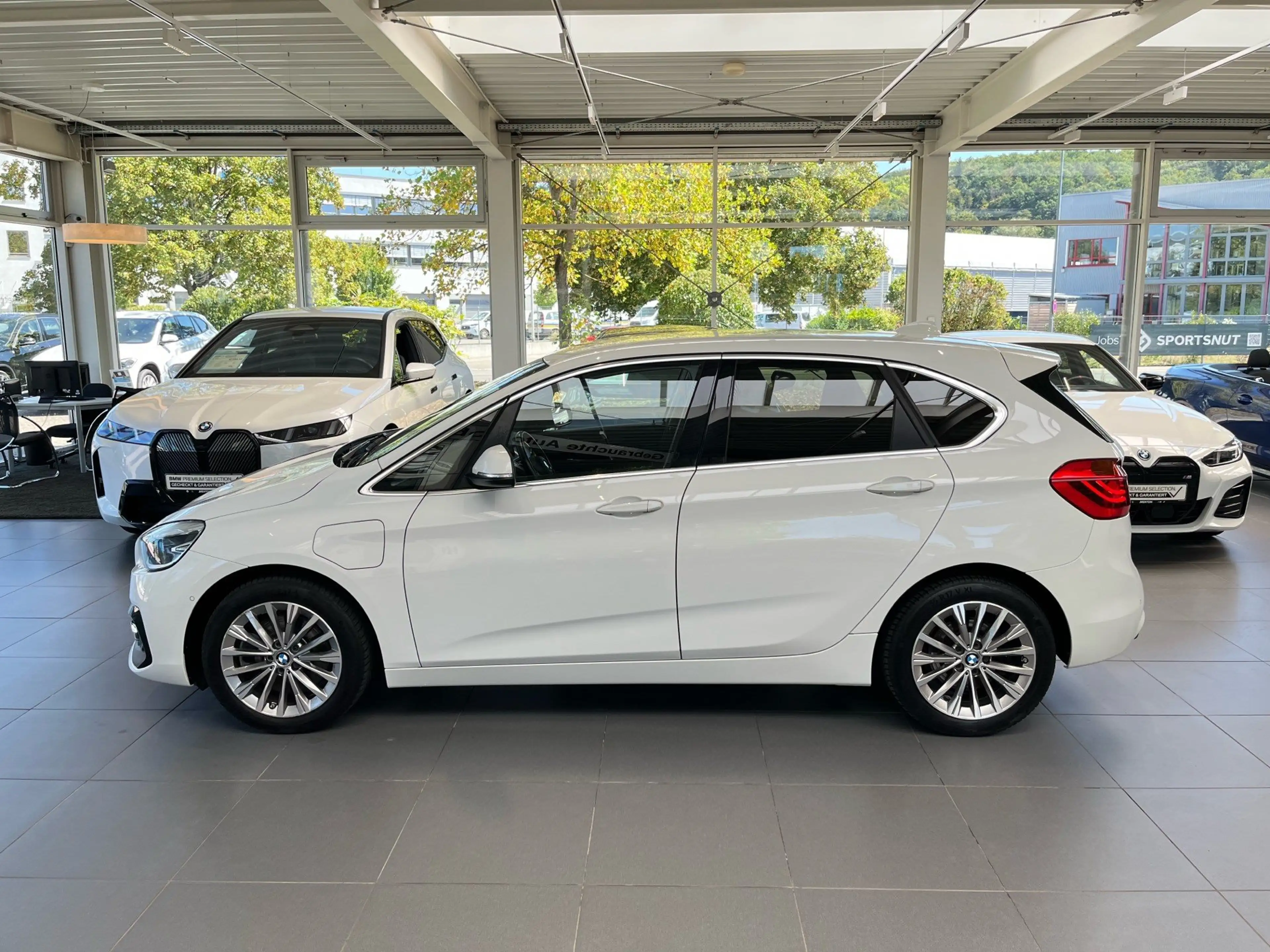BMW 225 xe IPERFORMANCE A Luxury Line — photo 5