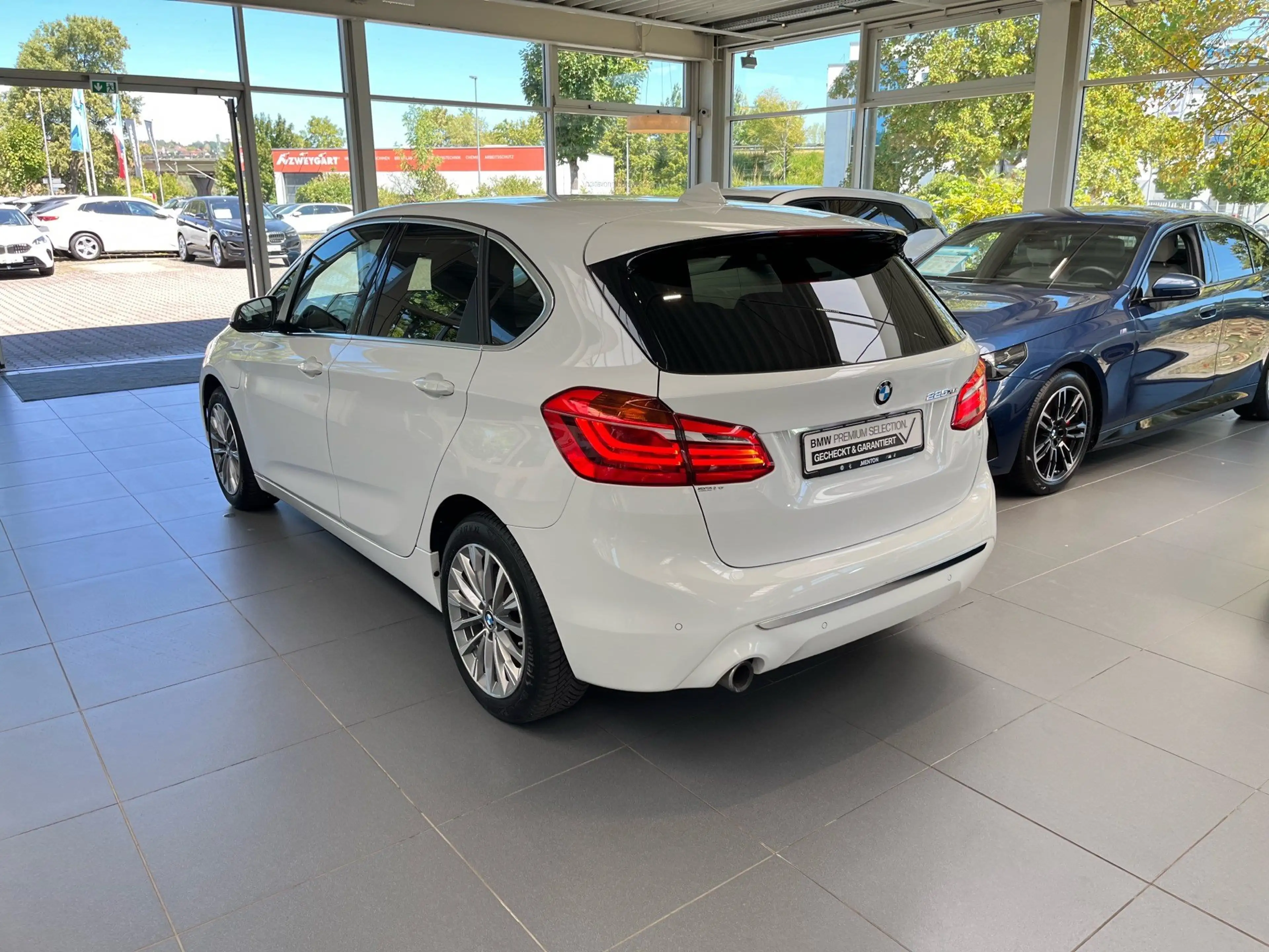 BMW 225 xe IPERFORMANCE A Luxury Line — photo 6