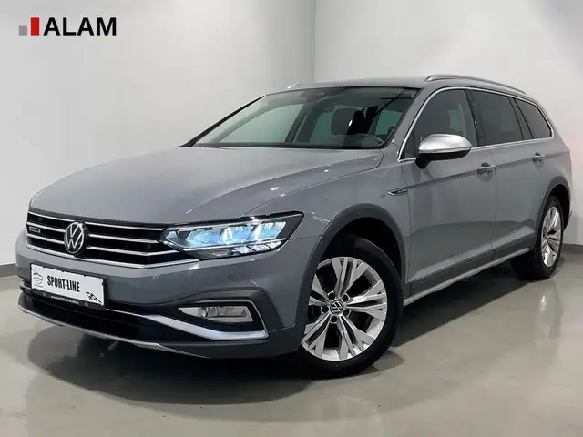 Volkswagen Passat Alltrack Passat Var Alltrack 4Motion ACC Lane Rear View