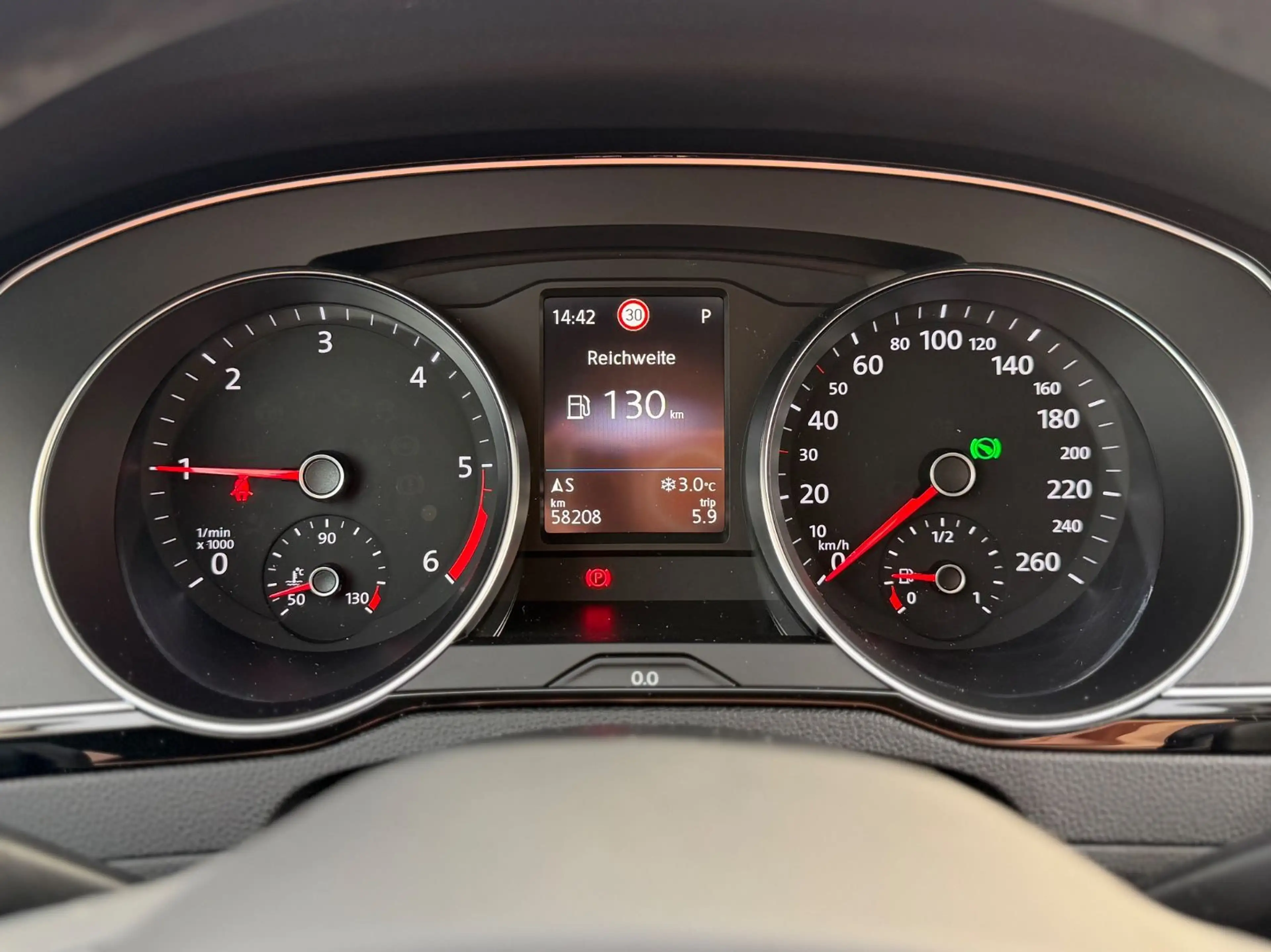 Volkswagen Passat Alltrack Passat Var Alltrack 4Motion ACC Lane Rear View — photo 14