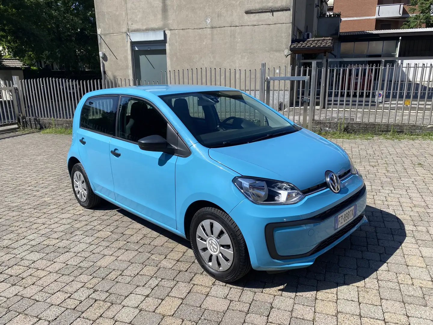Volkswagen up! 1.0 Move 60 Cv 5 porte ADATTA A NEOPATENTATI ! Blau - 1