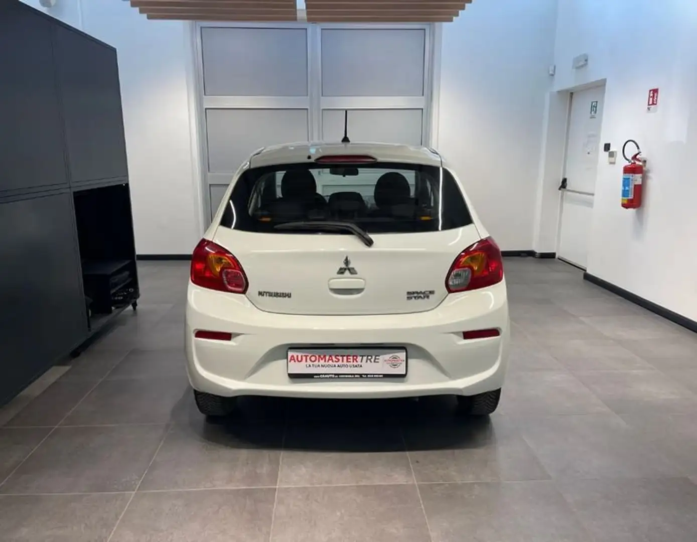 Mitsubishi Space Star 1.0 ClearTec Intense NAVI Білий - 2
