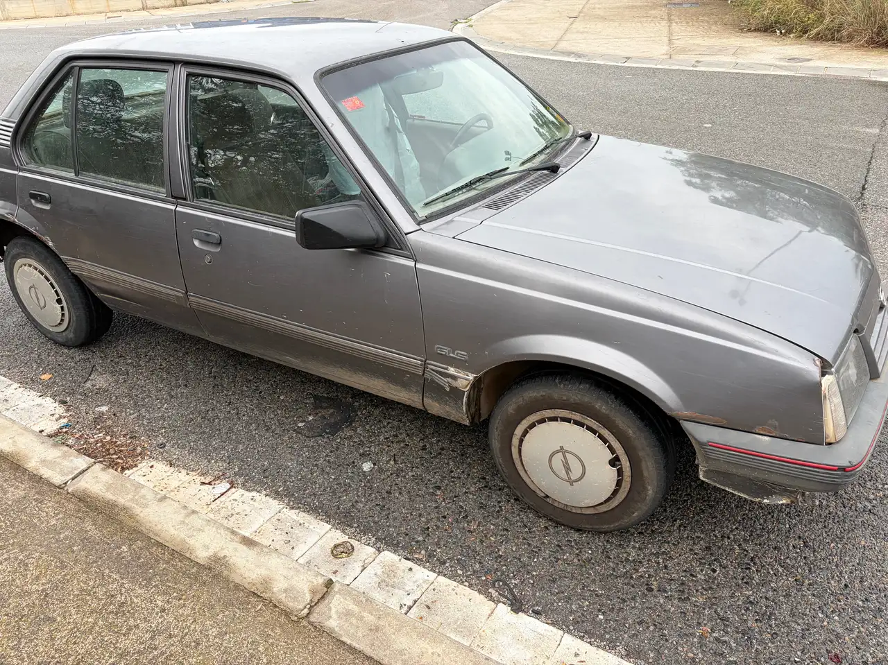 Opel Ascona 1.8i GLS GLS, foto 2