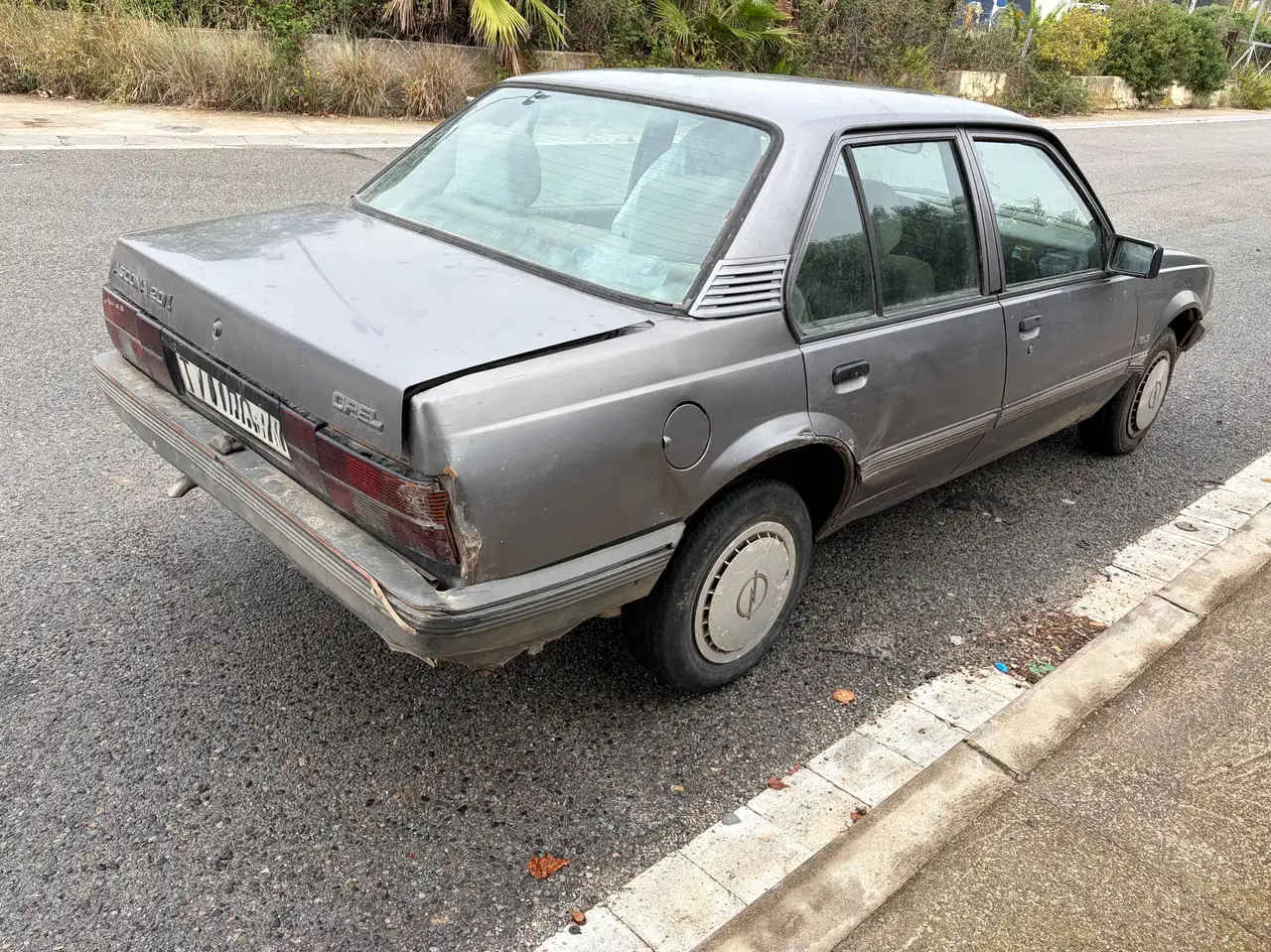 Opel Ascona 1.8i GLS GLS, foto 4