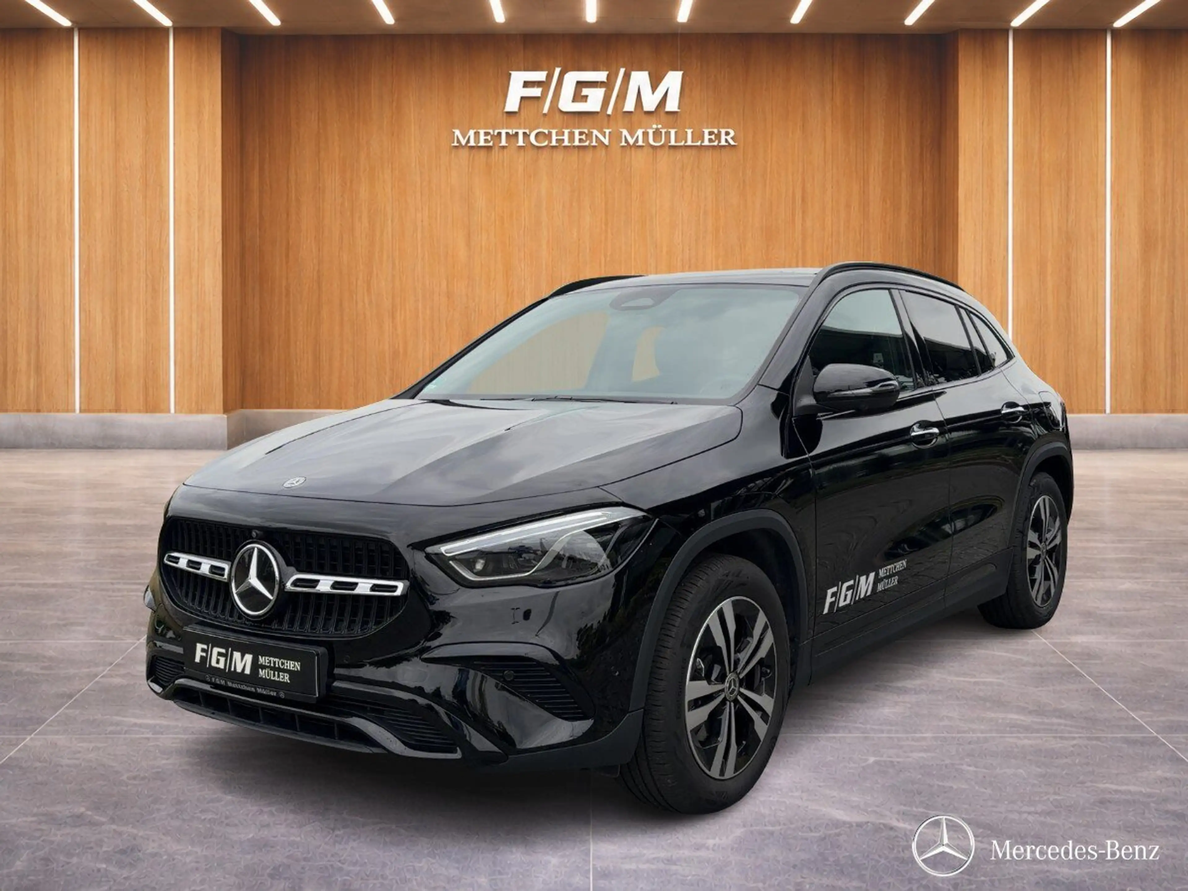 Mercedes-Benz GLA 200 GLA 200 Progressive/Navi/Pano-Dach/Distronic/LED — photo 5