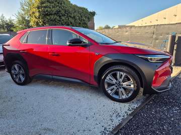 Solterra 71.4 kWh AWD Sky Package