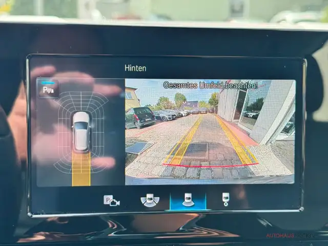 Mercedes-Benz B-Class view 21