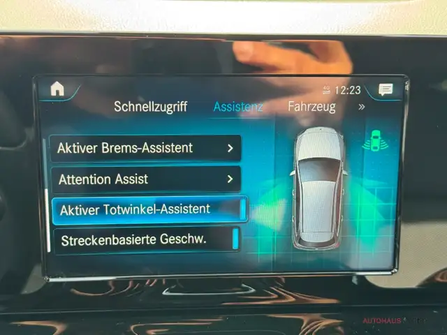 Mercedes-Benz B-Class view 19