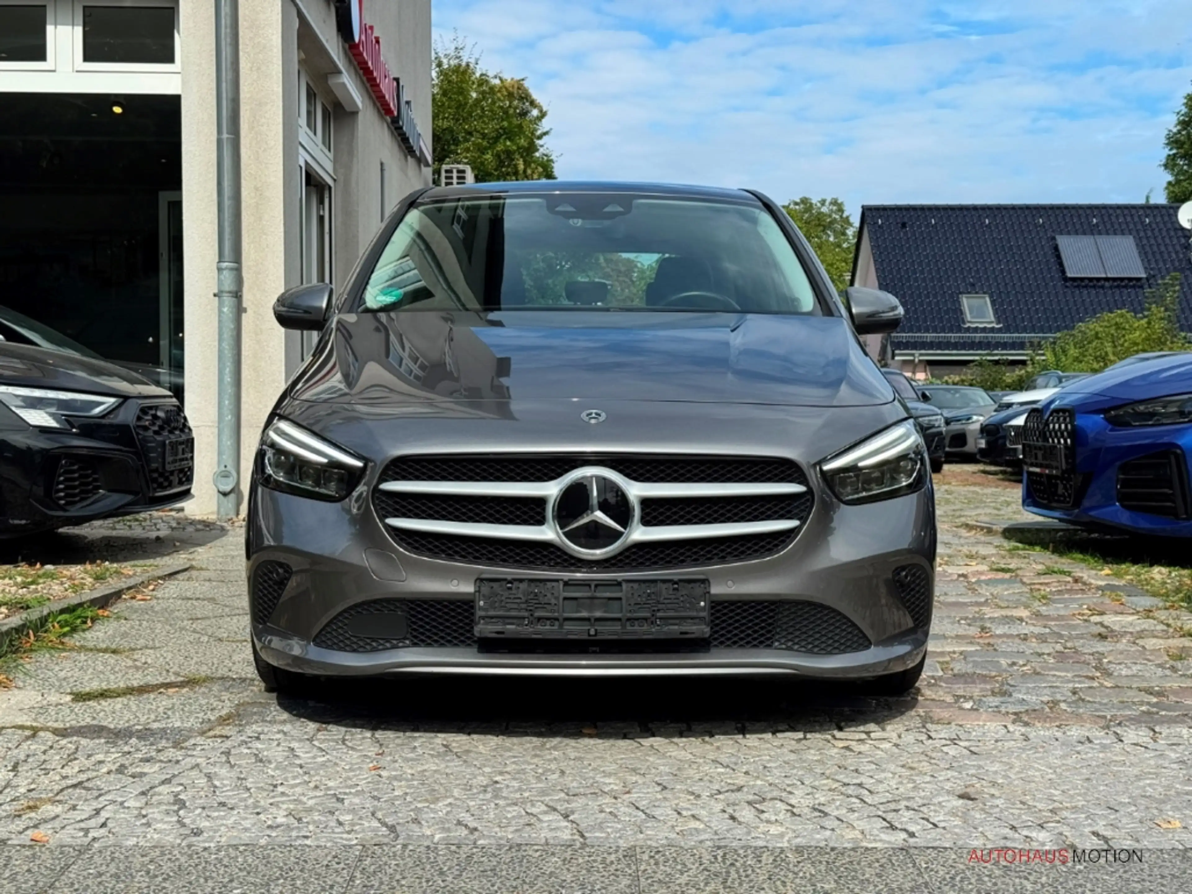 Mercedes-Benz B 180 d Navi Kamera LED StandHZG ACC AHK-klappbar Digita — photo 3