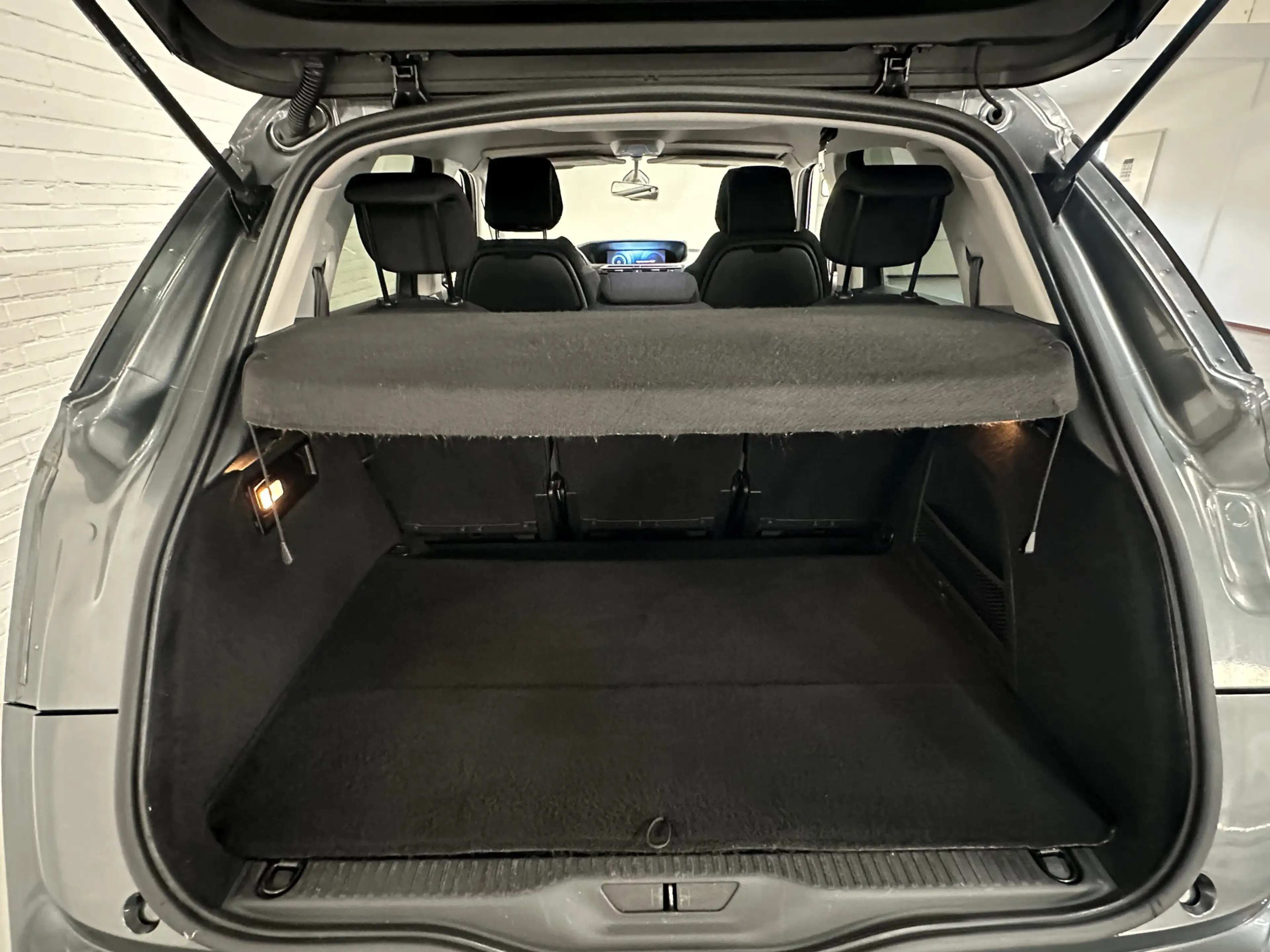 Citroen C4 Picasso 1.2 PureTech Intensive CLIMA / CRUISE /CAMERA /TRE — photo 20