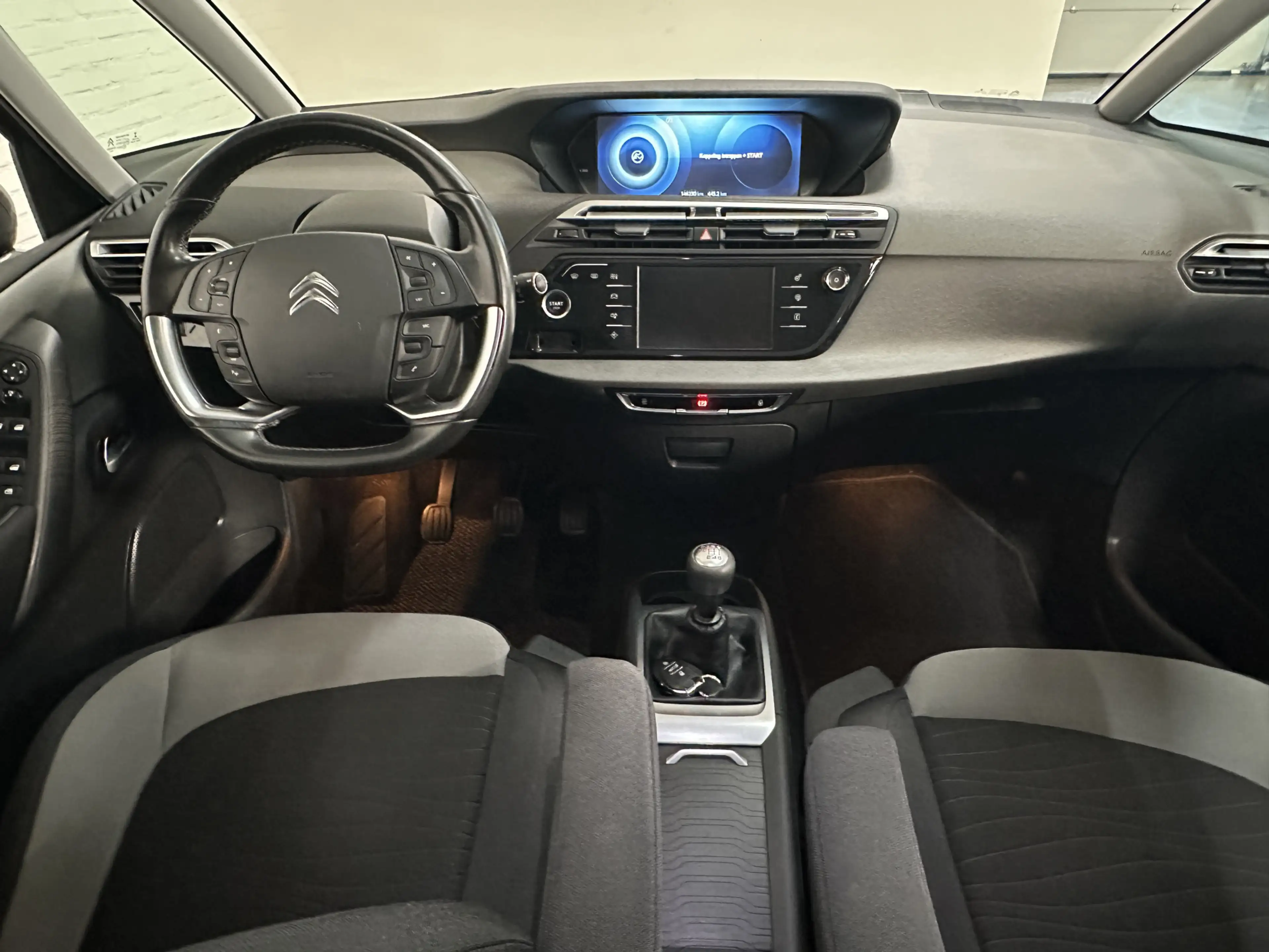 Citroen C4 Picasso 1.2 PureTech Intensive CLIMA / CRUISE /CAMERA /TRE — photo 9