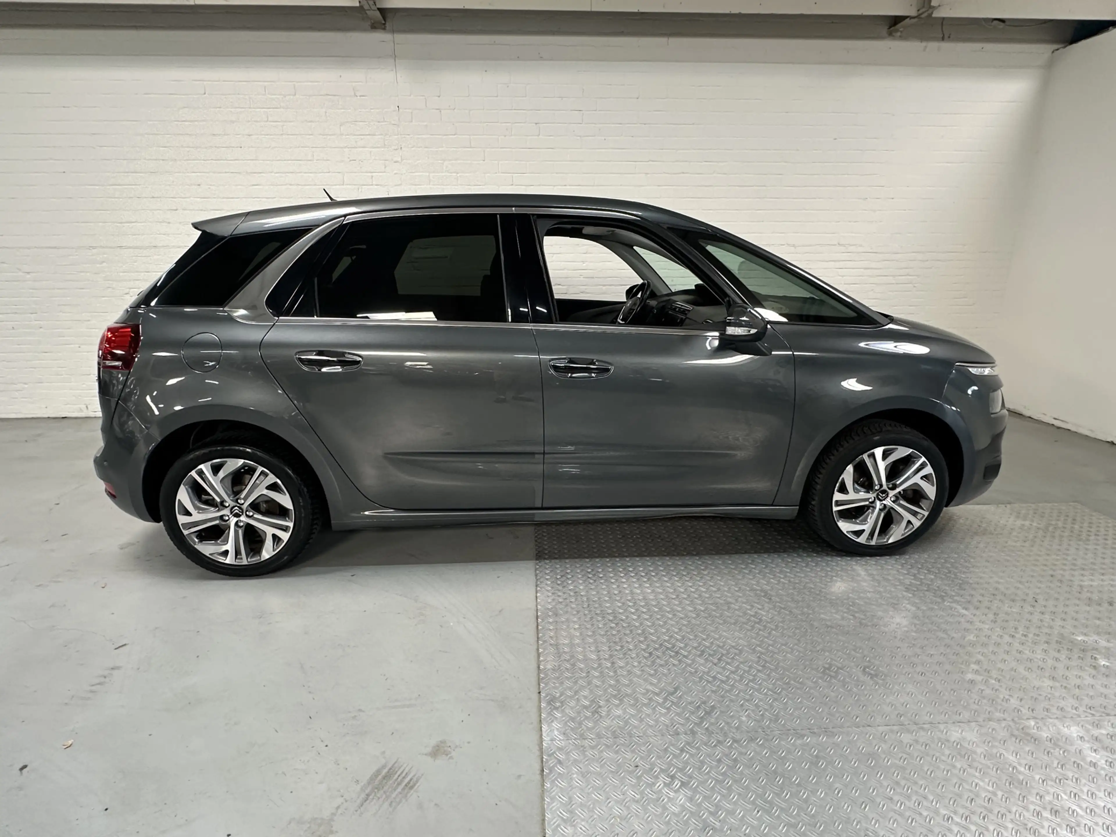 Citroen C4 Picasso 1.2 PureTech Intensive CLIMA / CRUISE /CAMERA /TRE — photo 7