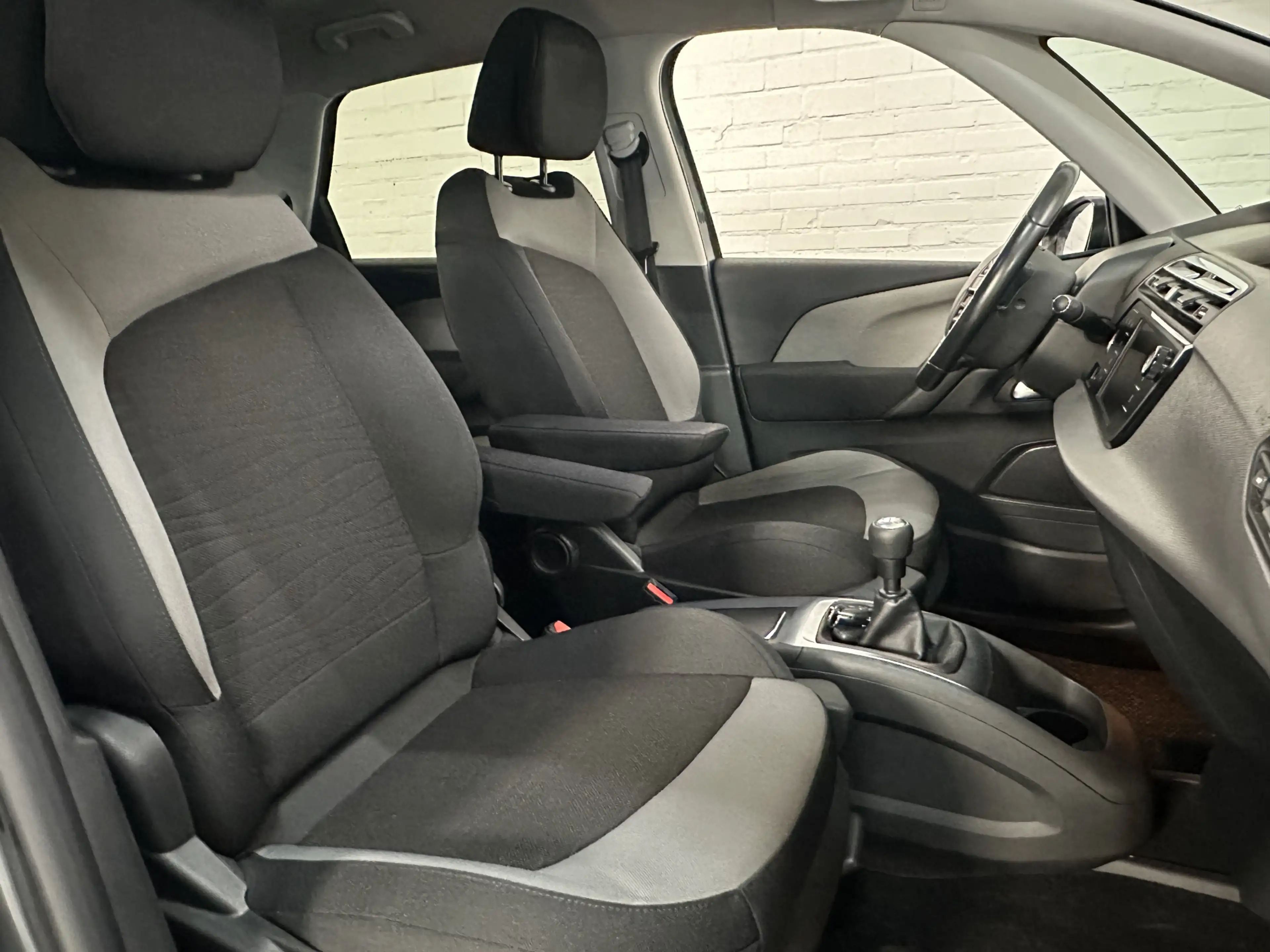 Citroen C4 Picasso 1.2 PureTech Intensive CLIMA / CRUISE /CAMERA /TRE — photo 18