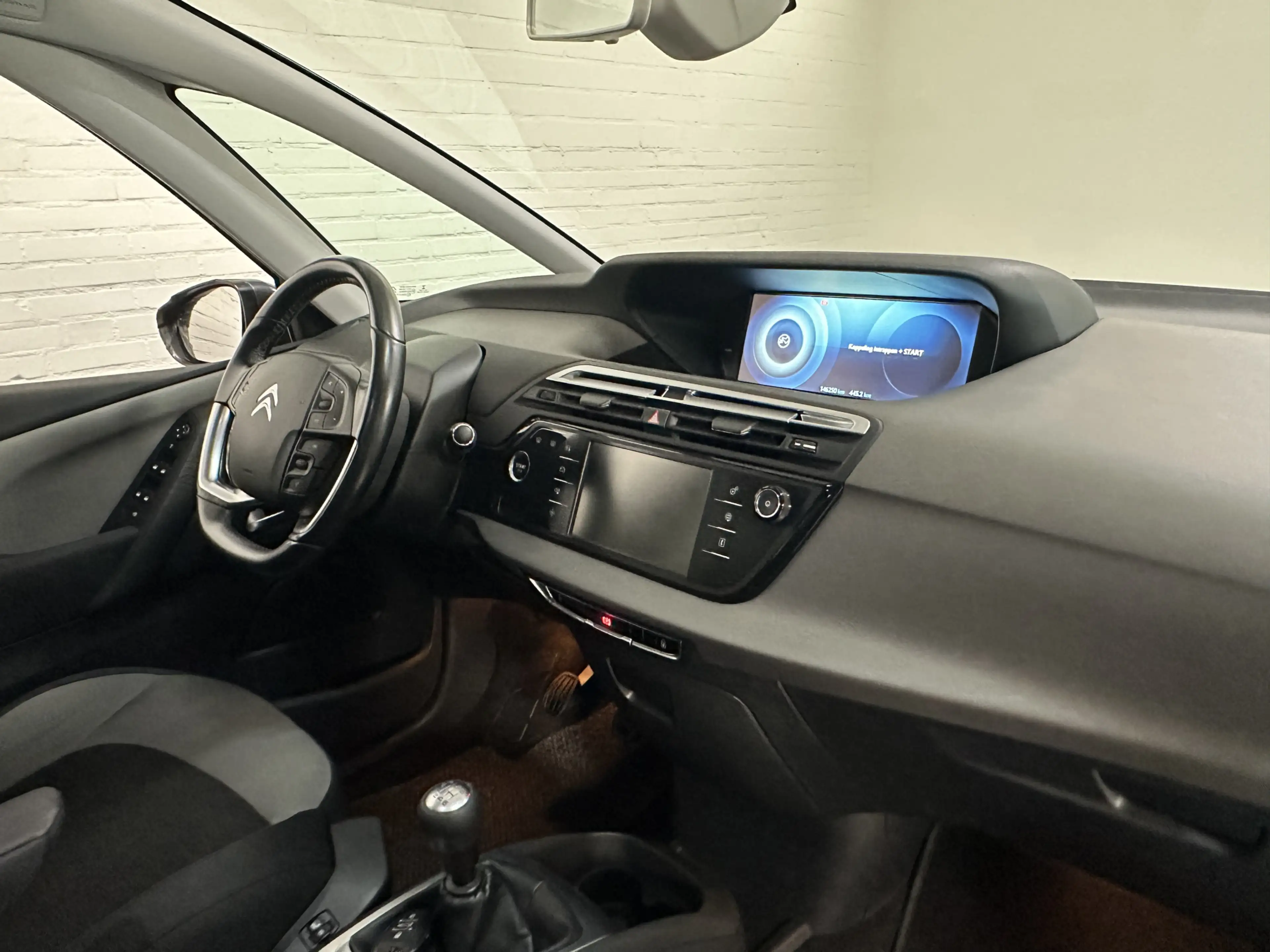 Citroen C4 Picasso 1.2 PureTech Intensive CLIMA / CRUISE /CAMERA /TRE — photo 10