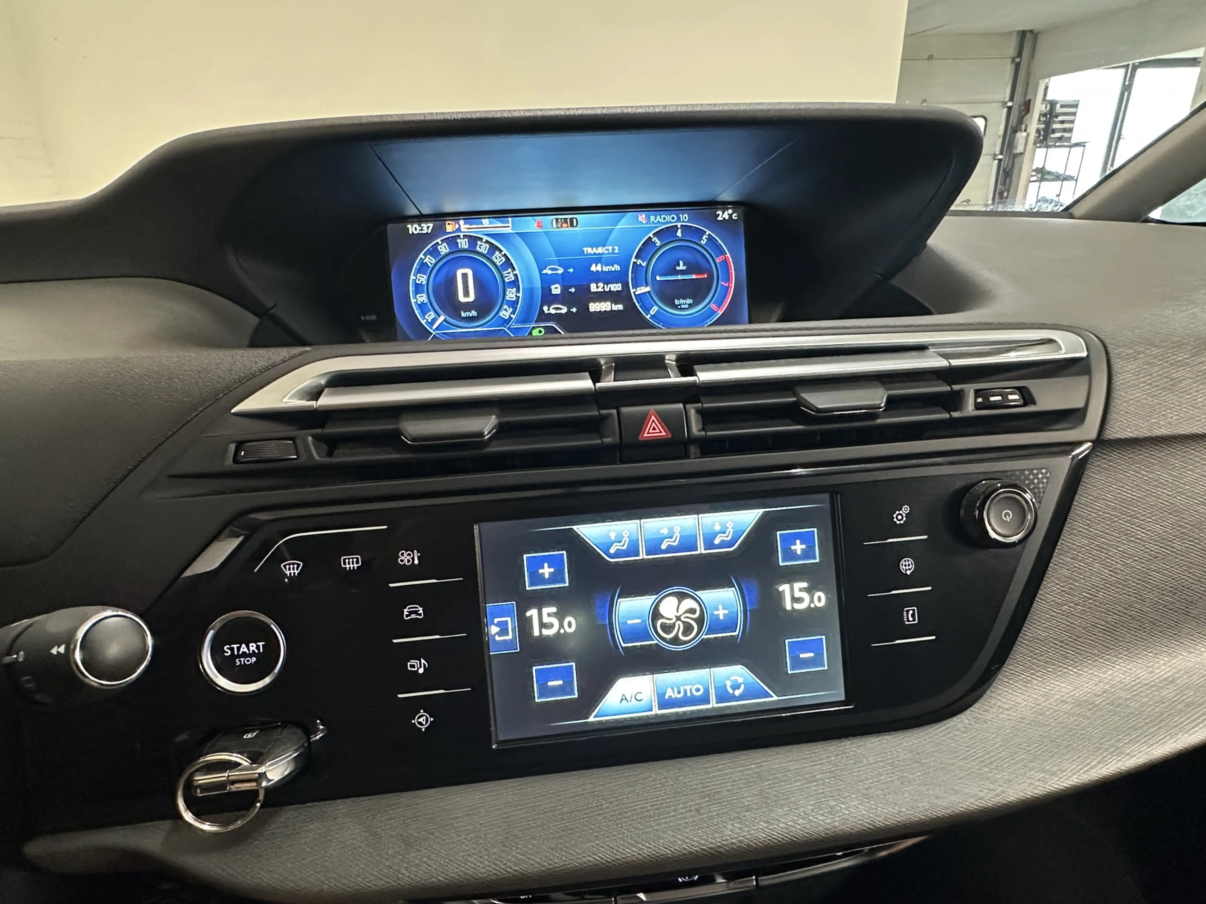 Citroen C4 Picasso 1.2 PureTech Intensive CLIMA / CRUISE /CAMERA /TRE — photo 11