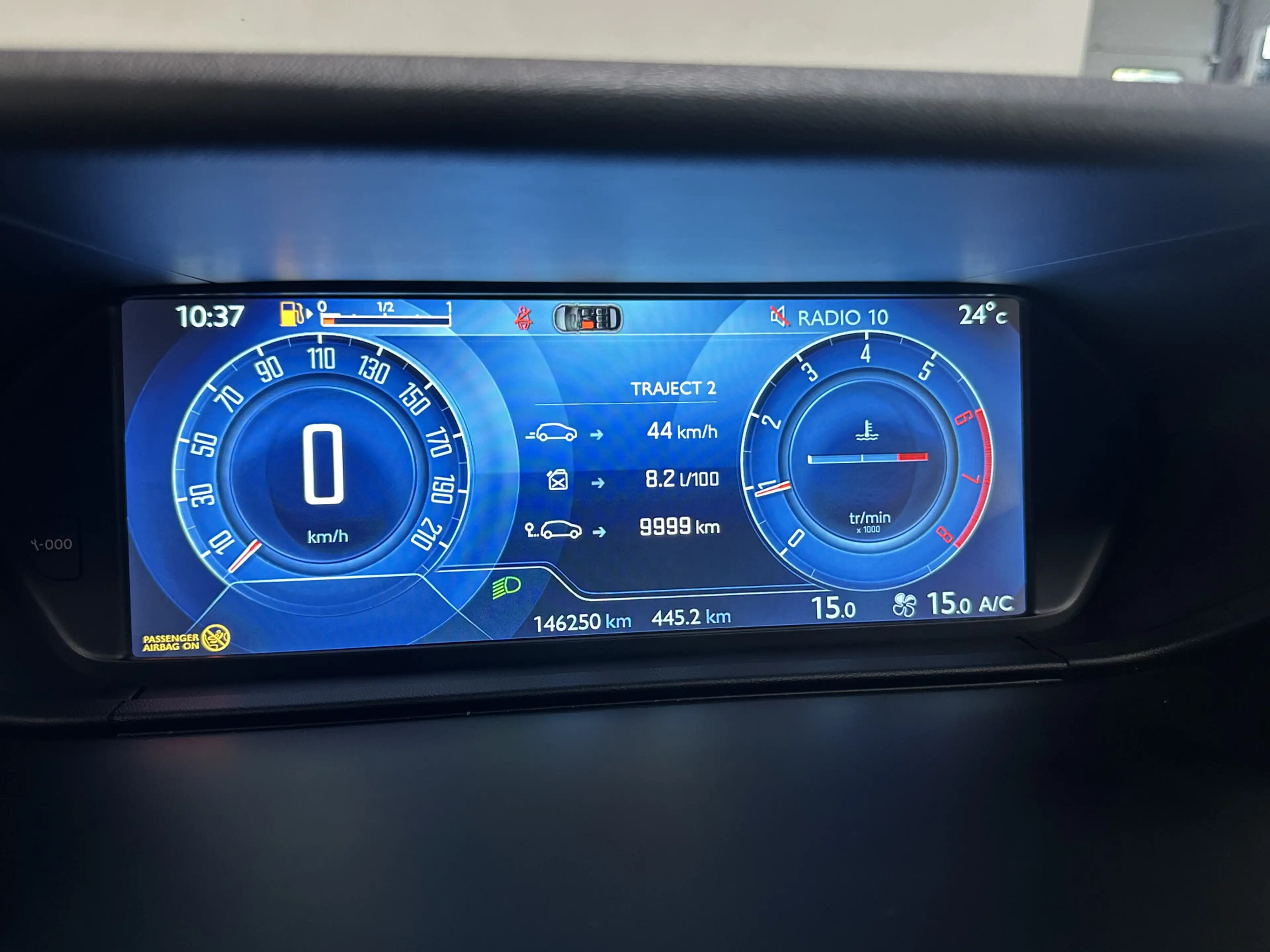 Citroen C4 Picasso 1.2 PureTech Intensive CLIMA / CRUISE /CAMERA /TRE — photo 12