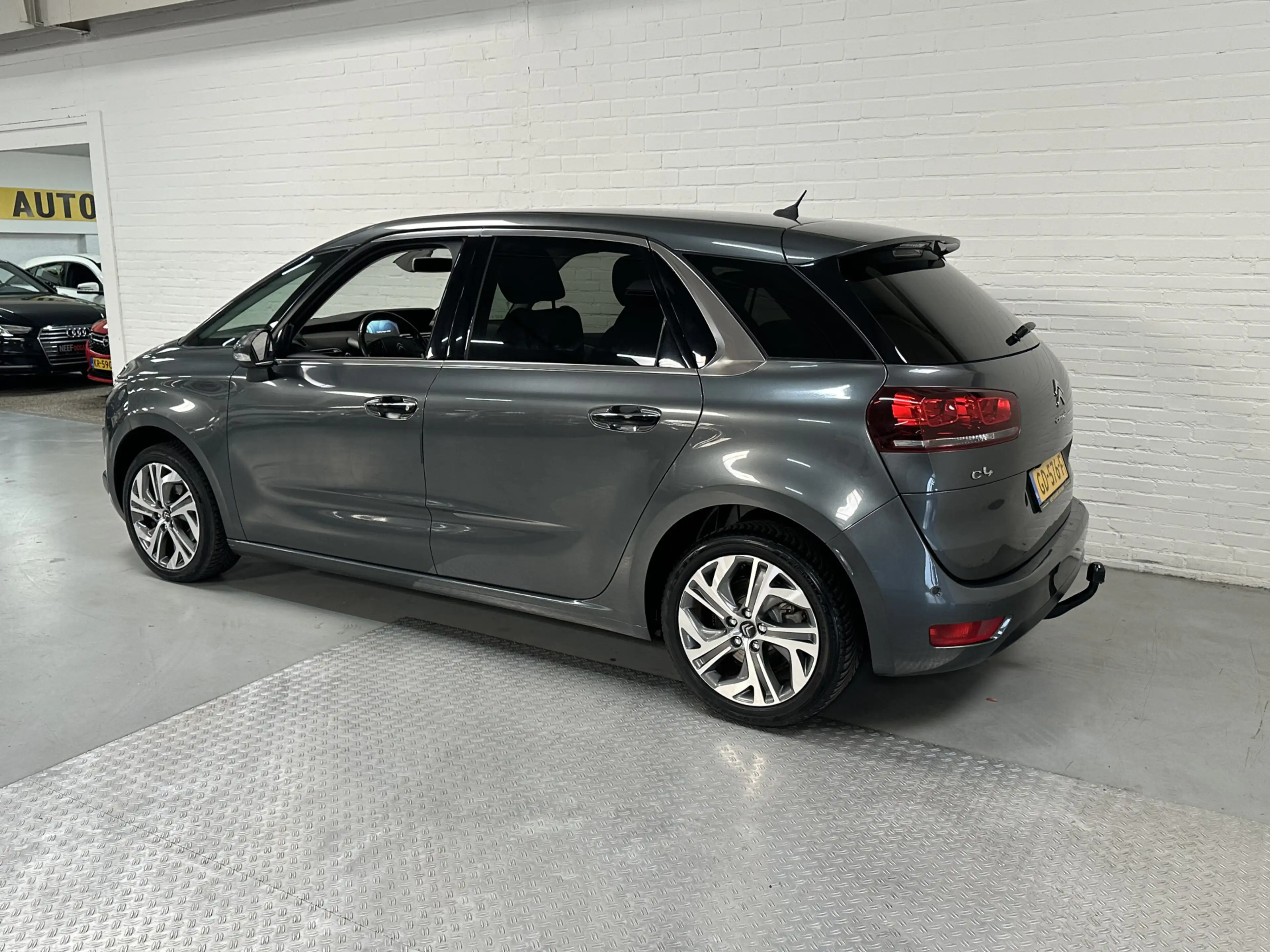 Citroen C4 Picasso 1.2 PureTech Intensive CLIMA / CRUISE /CAMERA /TRE — photo 3