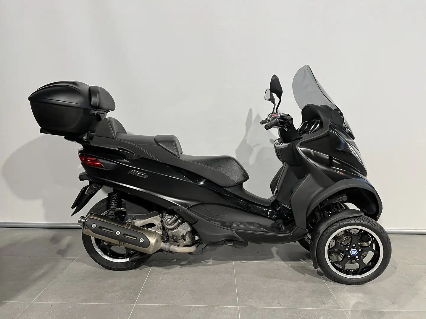 Piaggio MP3 500 LT Sport Zwart - 1