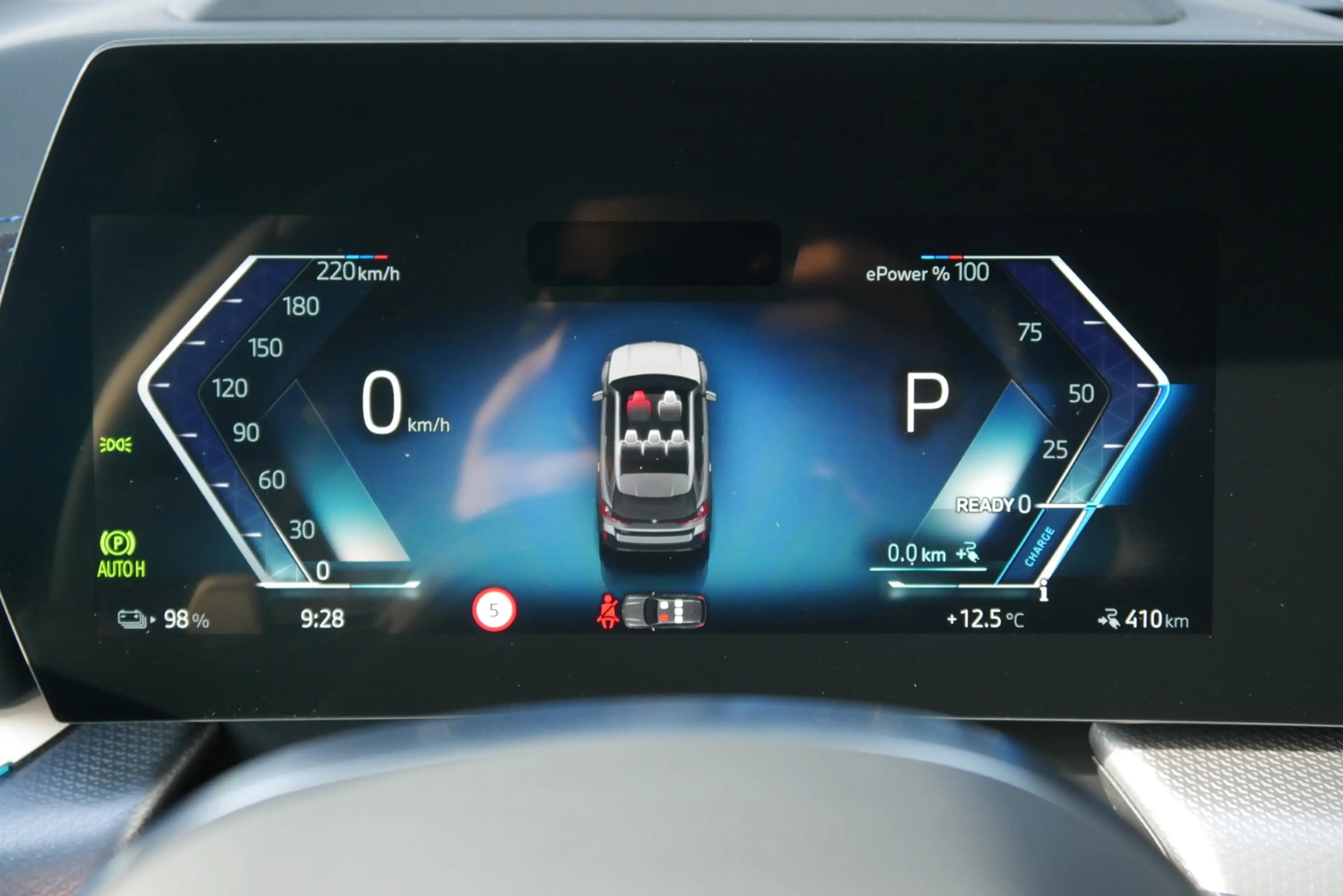 BMW iX1 xDrive30 *M-Paket Pro/AHK/Pano/Aktivsitz/Harman Kardon/Innovationspaket* — photo 14