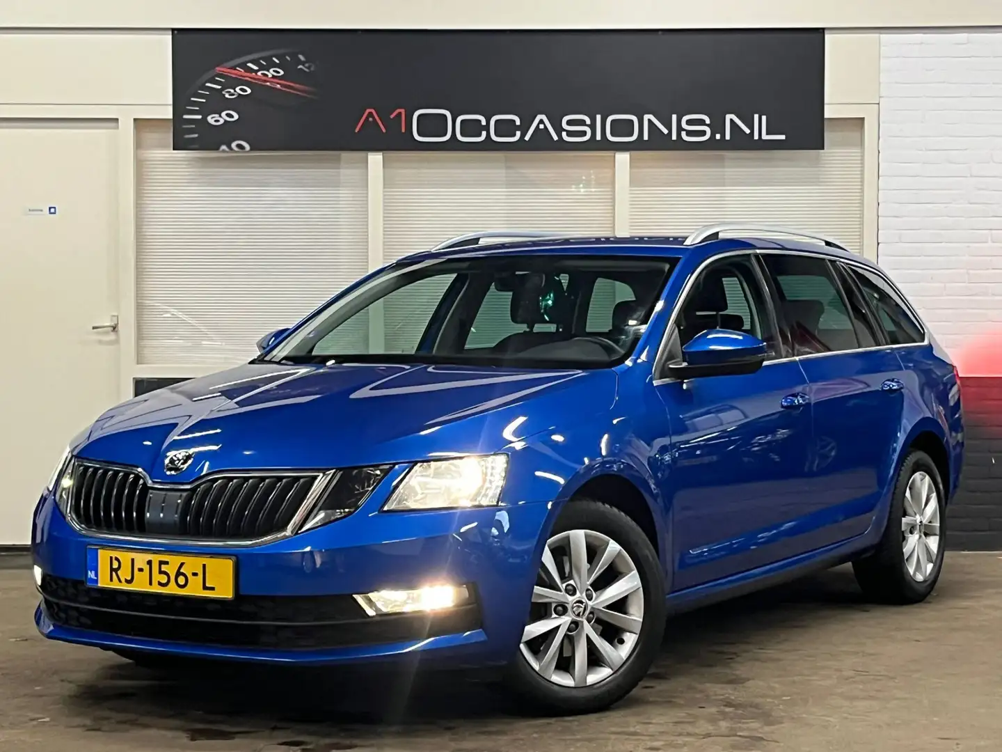 Skoda Octavia Combi 1.0 TSI Greentech Ambition Business Blau - 2