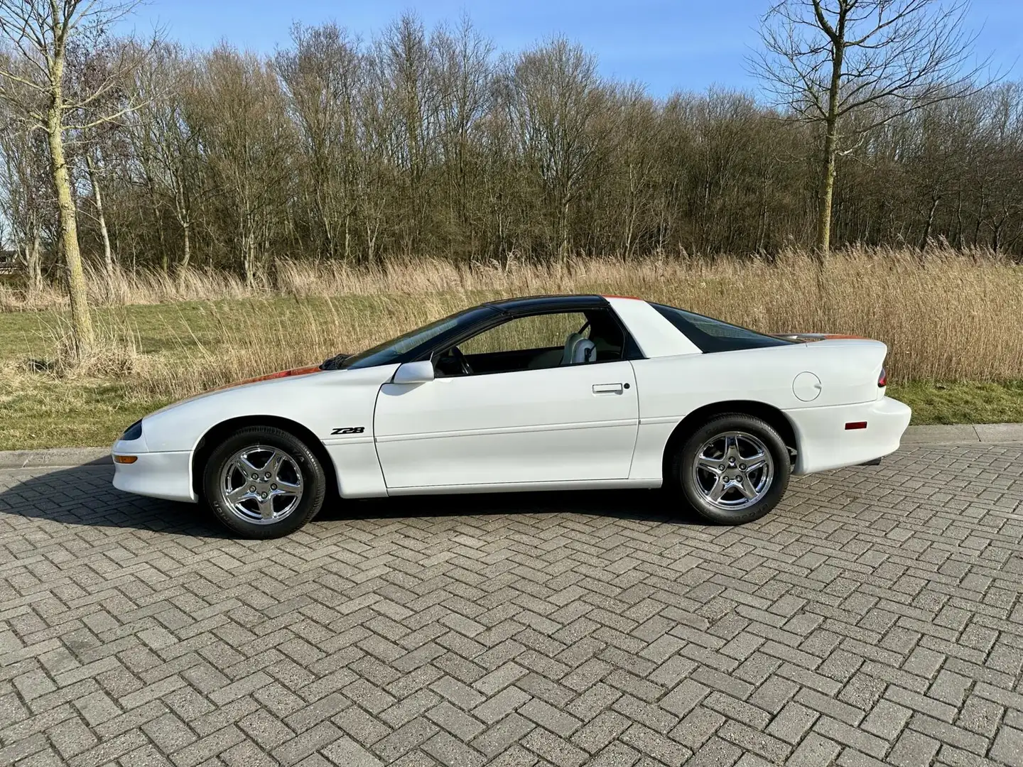 Chevrolet Camaro USA Z28 Bianco - 2