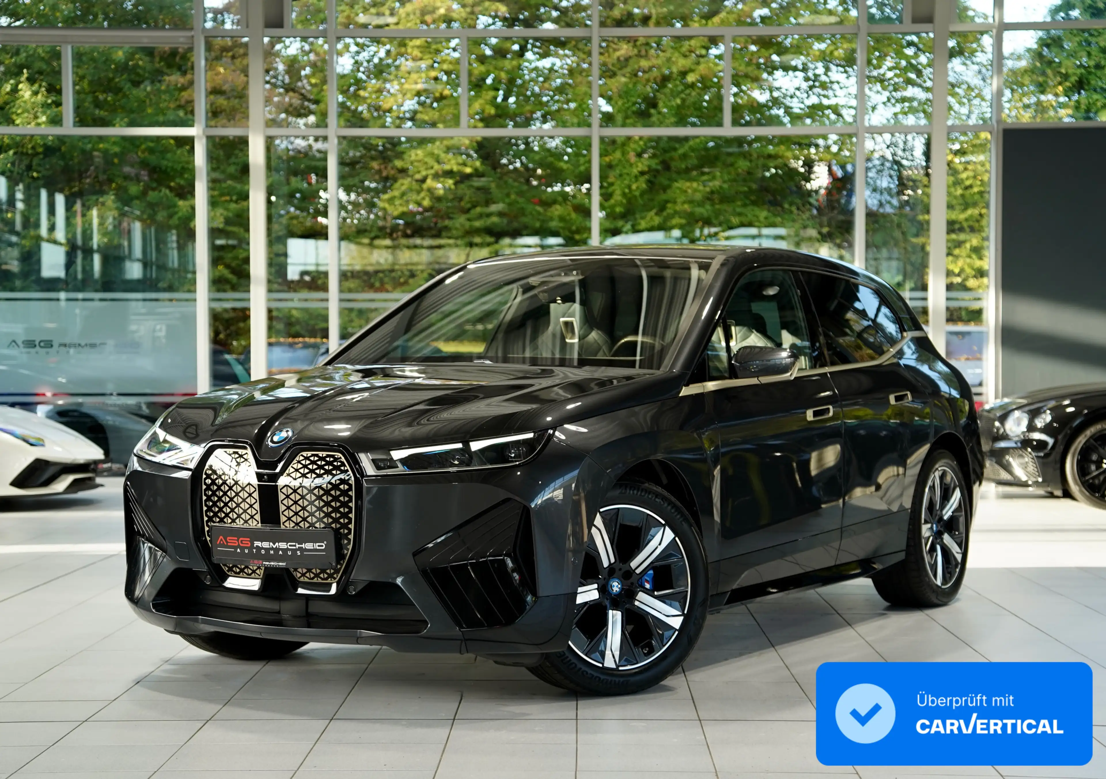 BMW iX M60 *1.Hand *MwSt. *Soft-C *B&W *Laser *LUFT