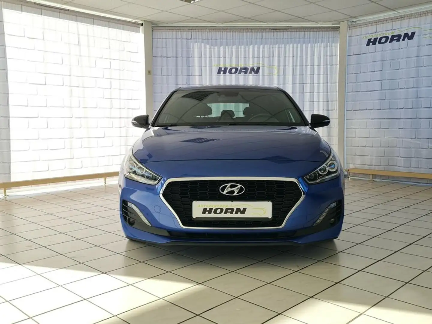 Hyundai i30 Passion +, unfallfrei, Navi, Kamera, Scheckheft, Bleu - 2