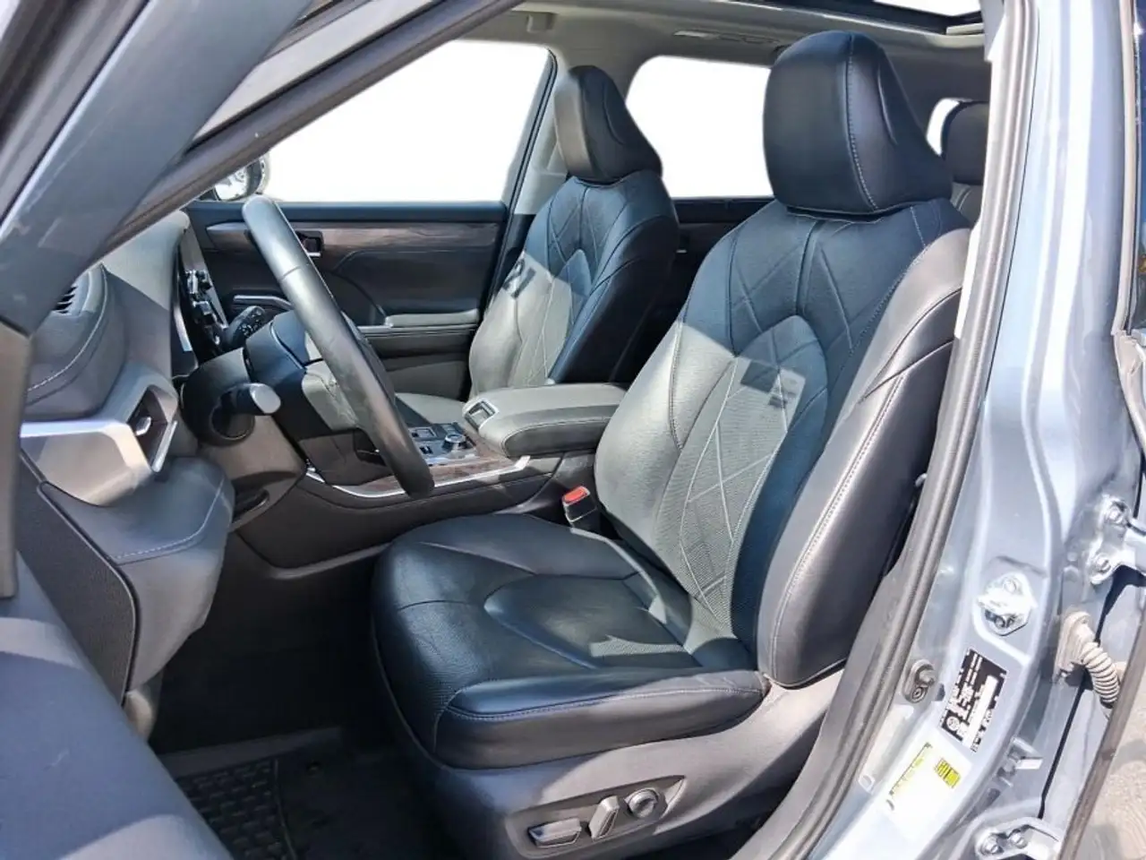 Toyota Highlander снимка Toyota Highlander