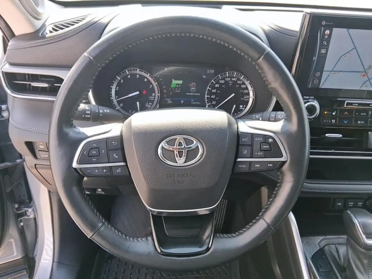 Toyota Highlander снимка Toyota Highlander