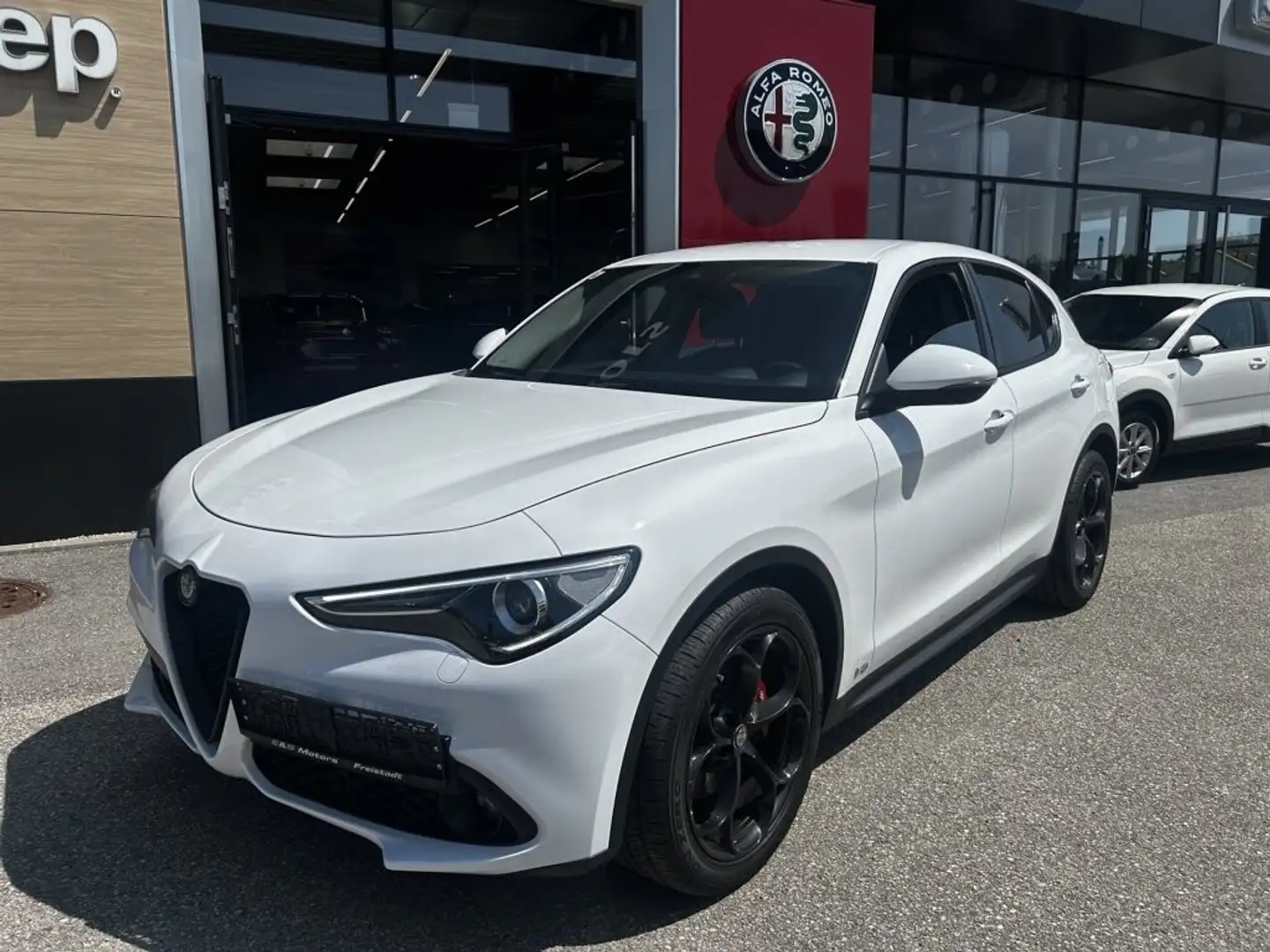 Alfa Romeo Stelvio Super 2,2 ATX RWD Weiß - 1