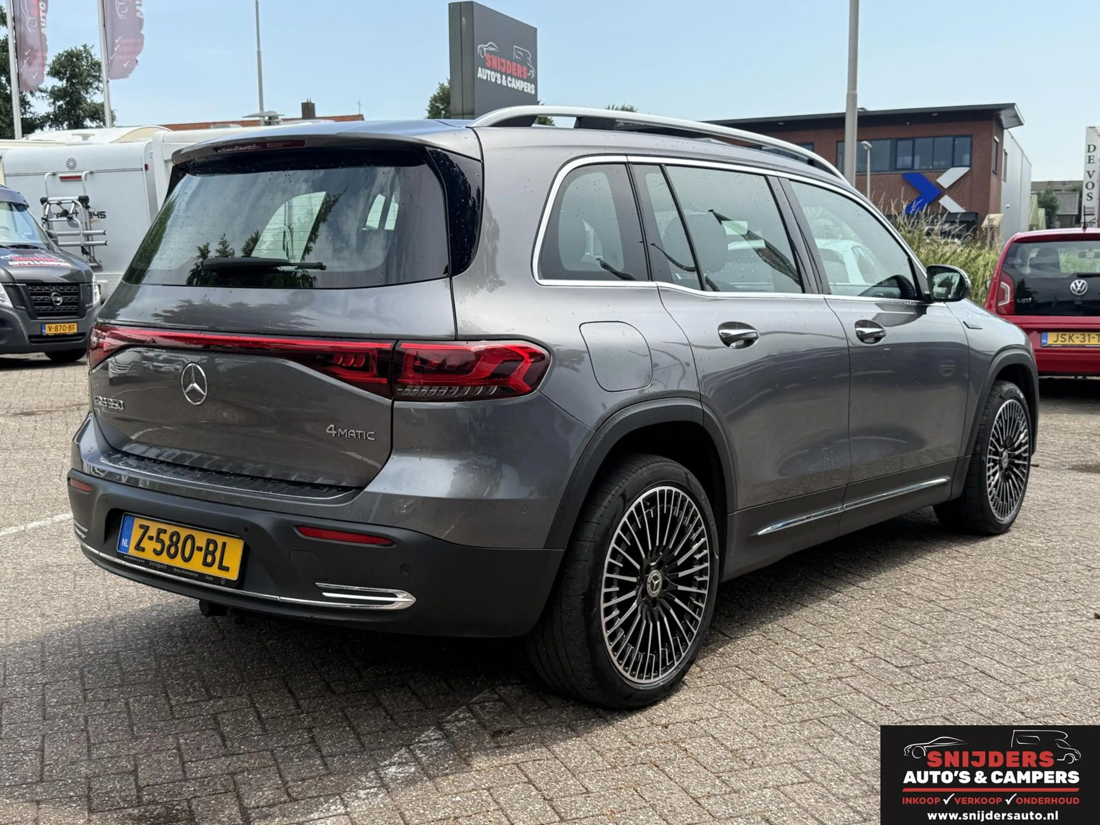 Mercedes-Benz EQB 350 4MATIC AMG Line 67 kWh Trekhaak SOH 100% — photo 4