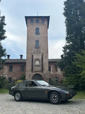 Porsche 924