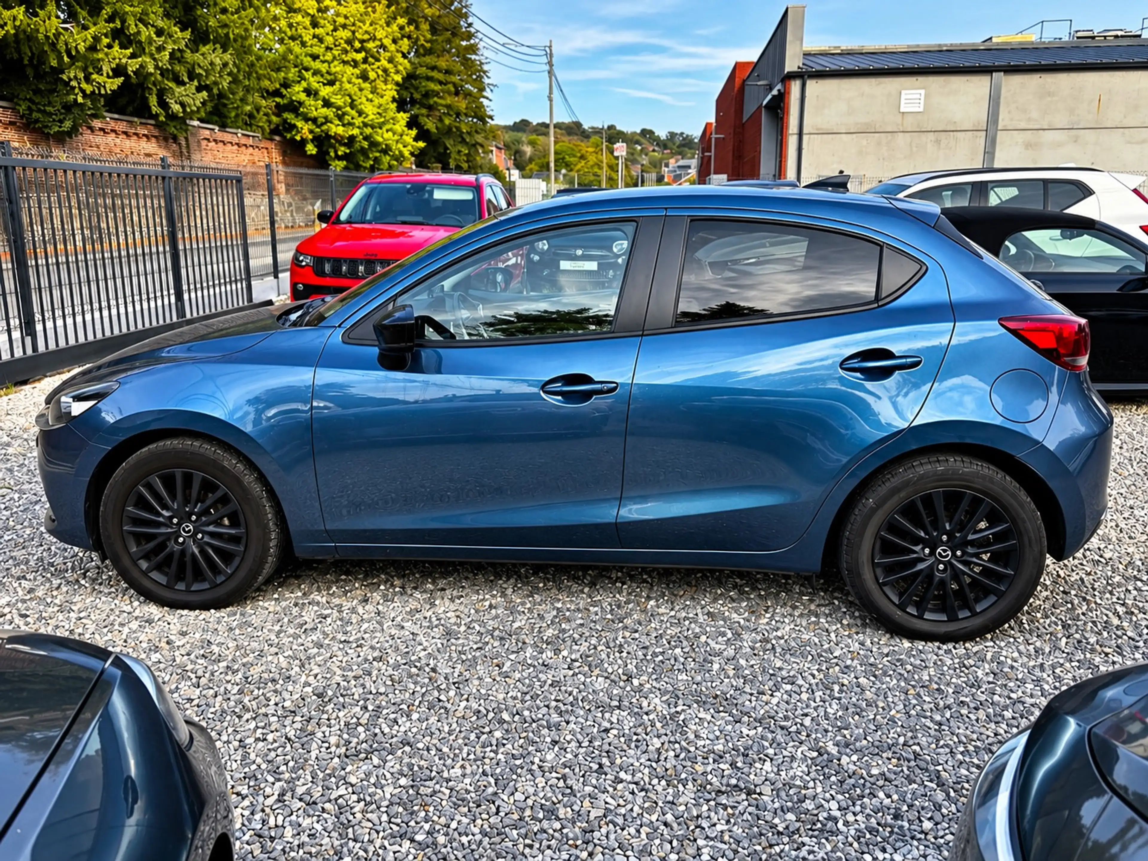 Mazda 2 HYBRIDE * SKYACTIV G * CAMÉRA * GARANTIE 12-36 MOIS — photo 8