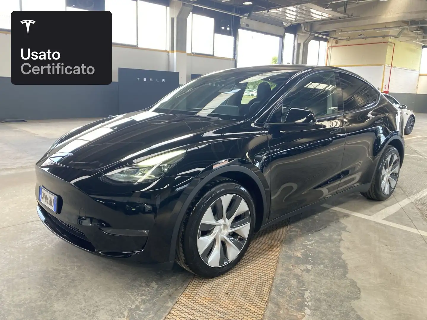 Tesla Model Y Long Range AWD Чорний - 1