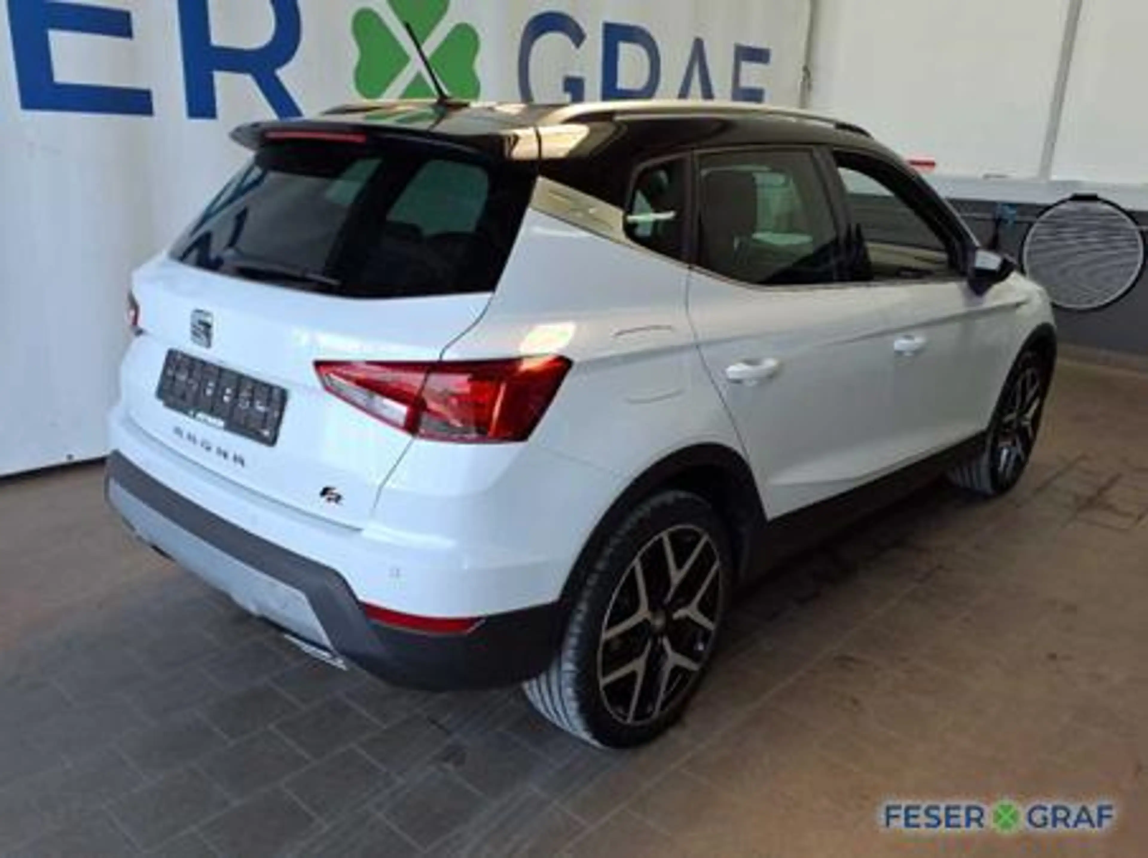 SEAT Arona FR 1.0 TSI NAVI*RFK*PDC*LED*FULL-LINK*18" — photo 2